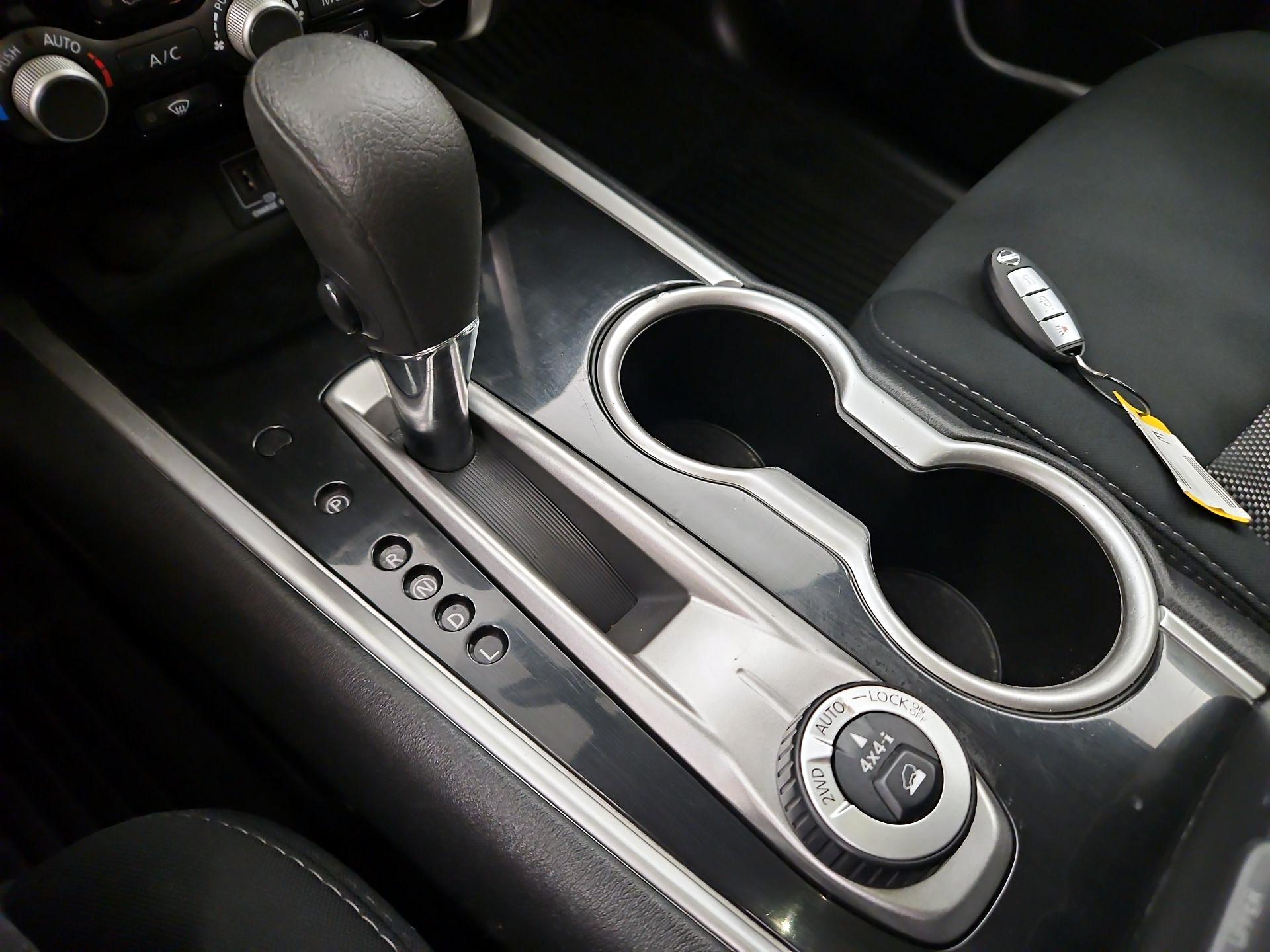 Thumbnail: 2018 Nissan Pathfinder - 17