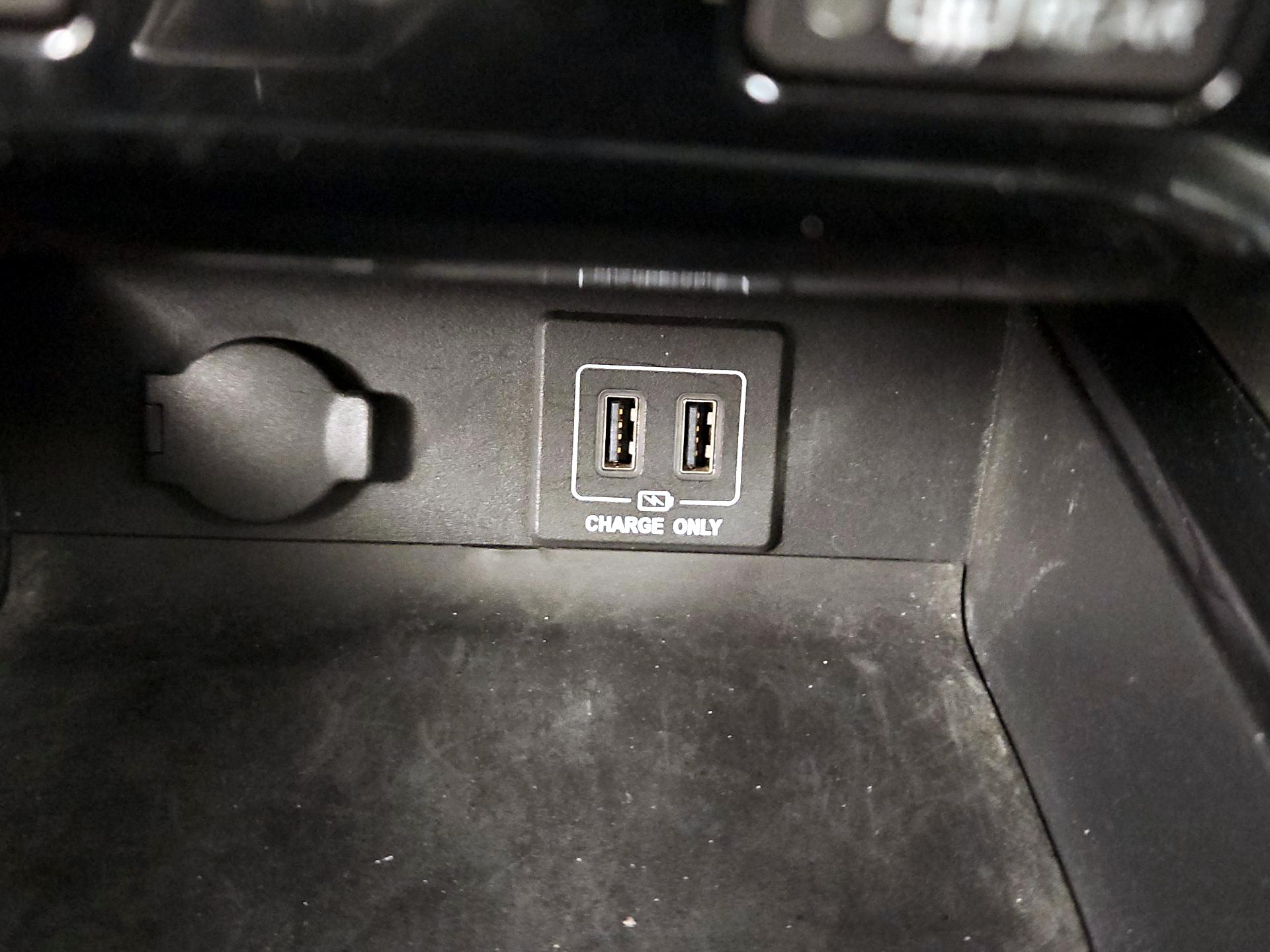 Thumbnail: 2018 Nissan Pathfinder - 18