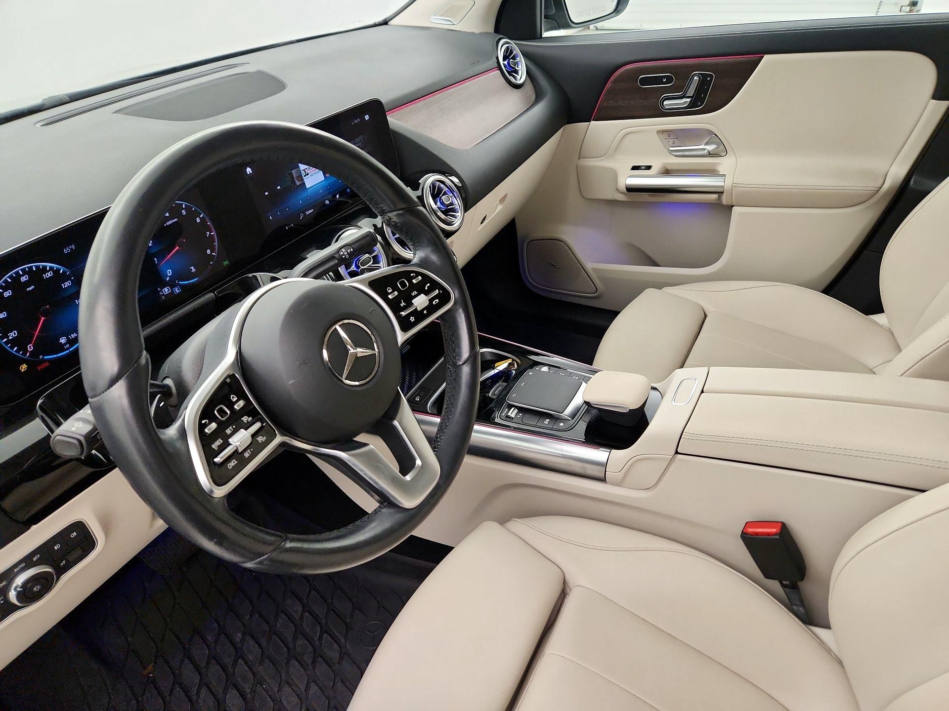 Thumbnail: 2023 Mercedes-Benz GLA - 9