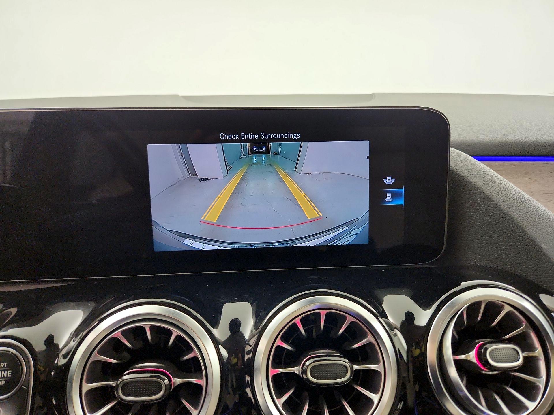 Thumbnail: 2023 Mercedes-Benz GLA - 12