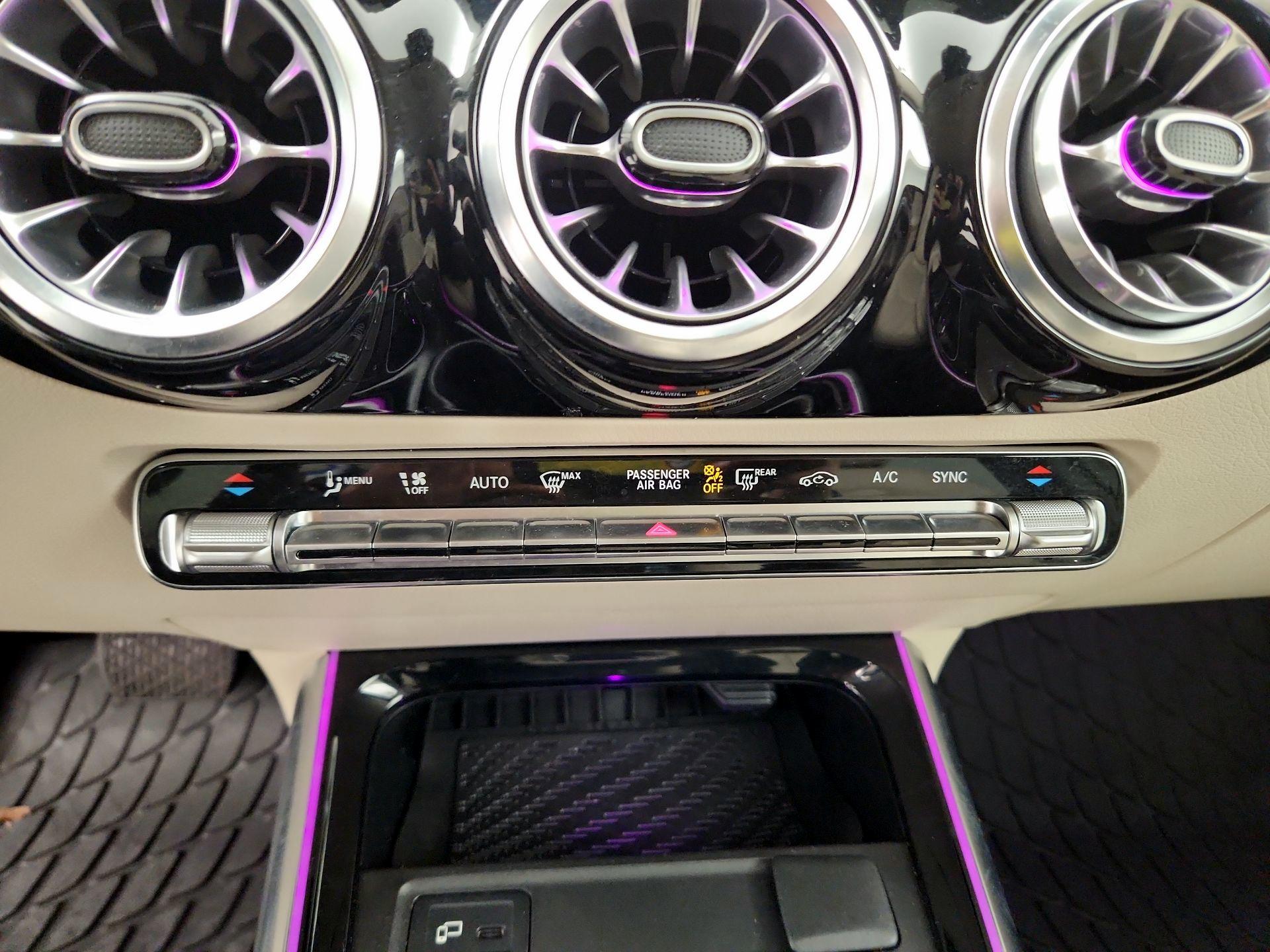 Thumbnail: 2023 Mercedes-Benz GLA - 14