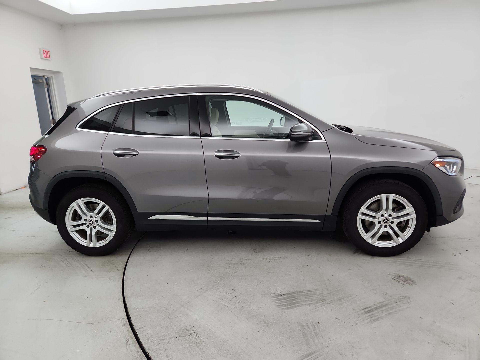 Thumbnail: 2023 Mercedes-Benz GLA - 4