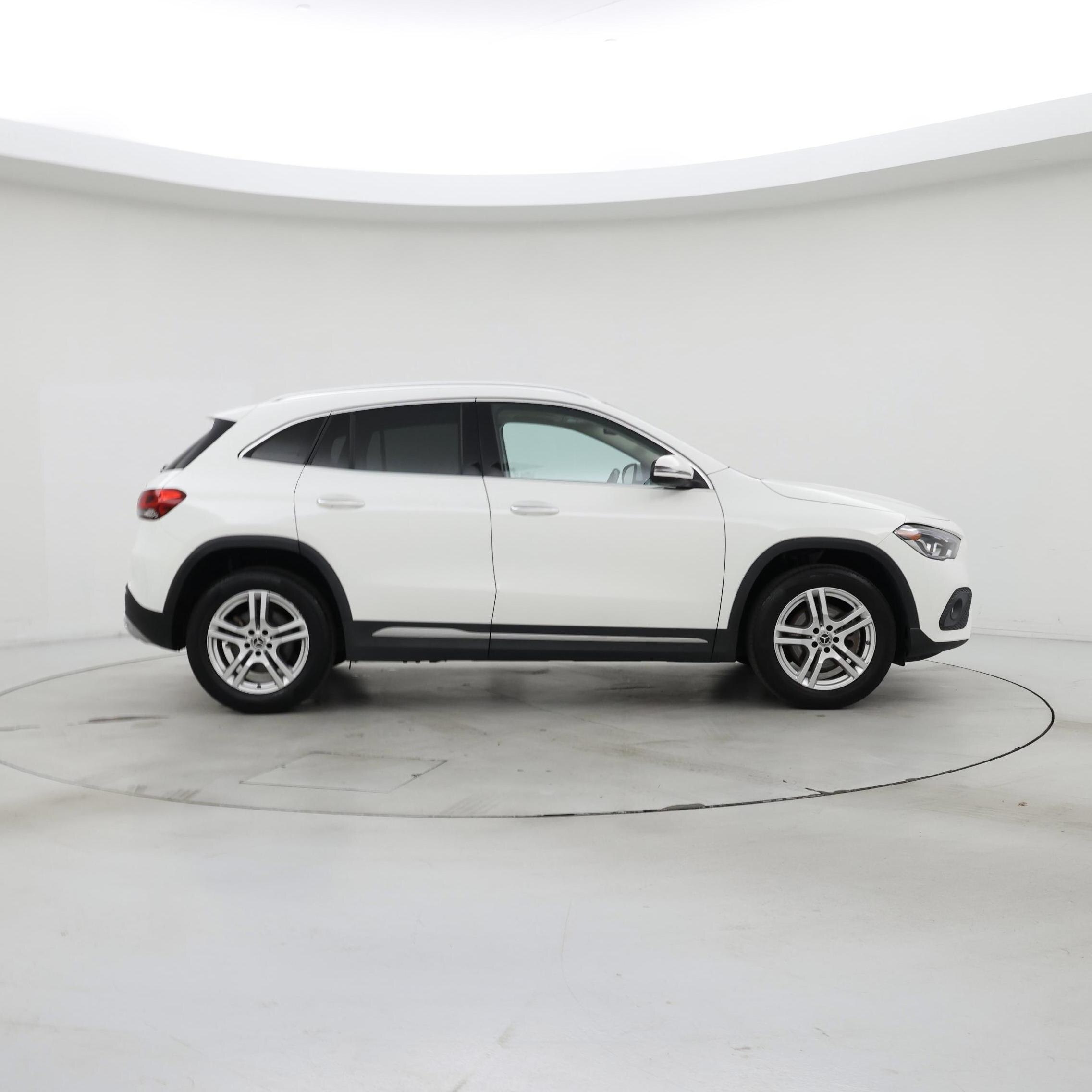 Thumbnail: 2023 Mercedes-Benz GLA - 7