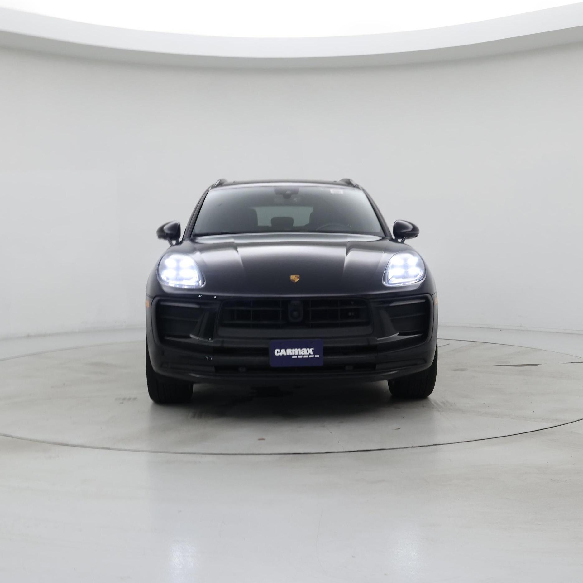 Thumbnail: 2023 Porsche Macan - 5