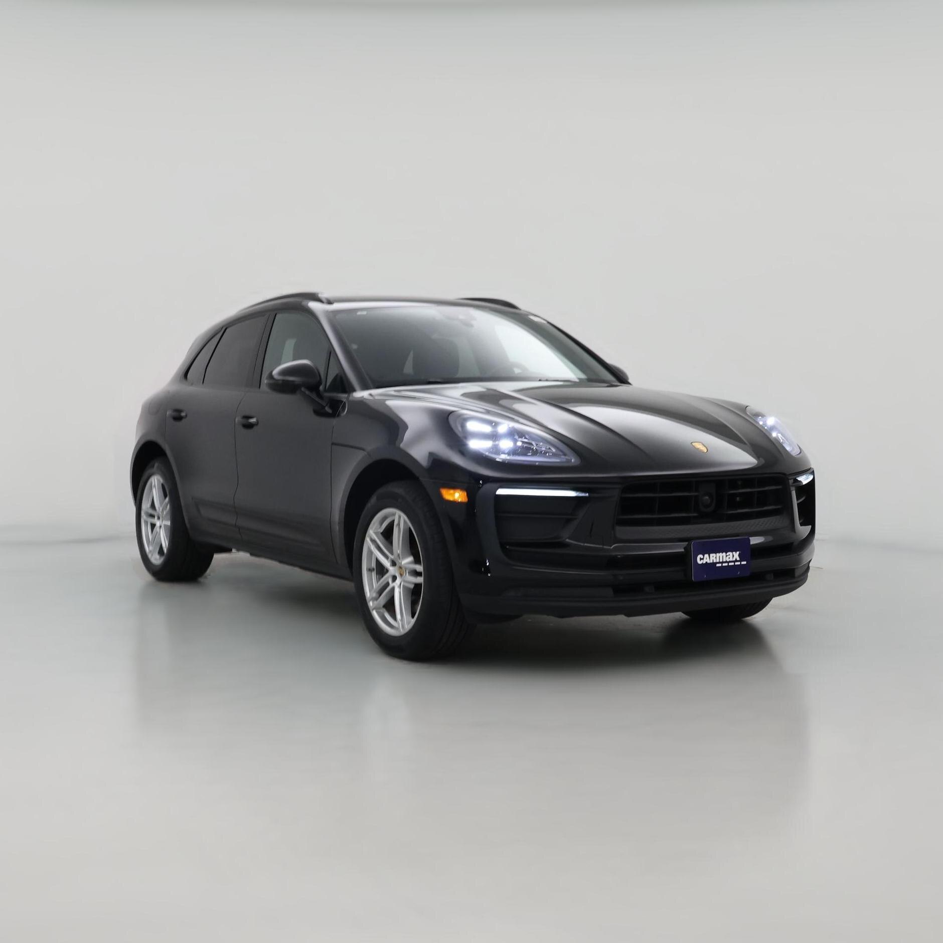 Thumbnail: 2023 Porsche Macan - 1