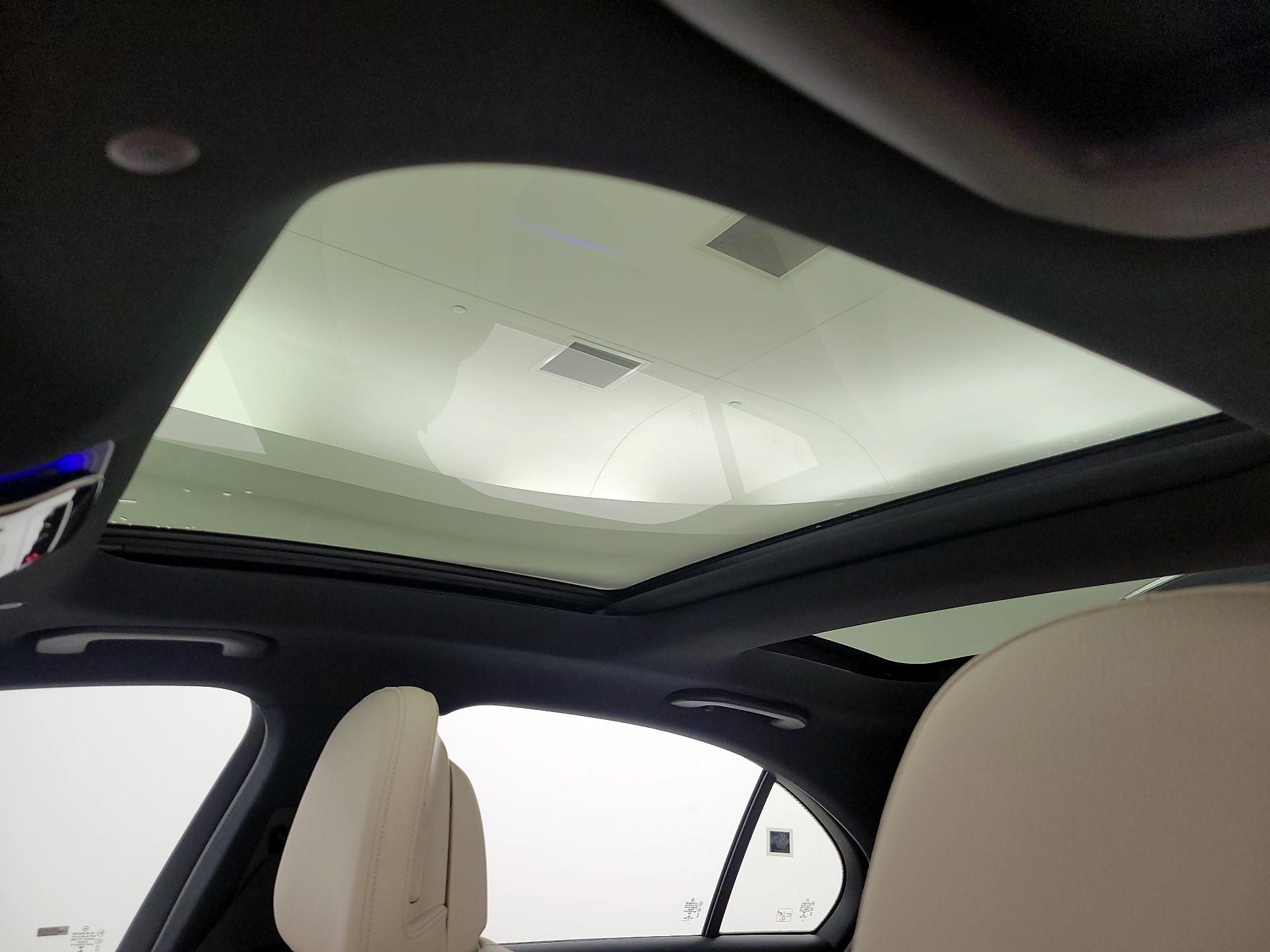 Thumbnail: 2023 Mercedes-Benz C-Class - 19