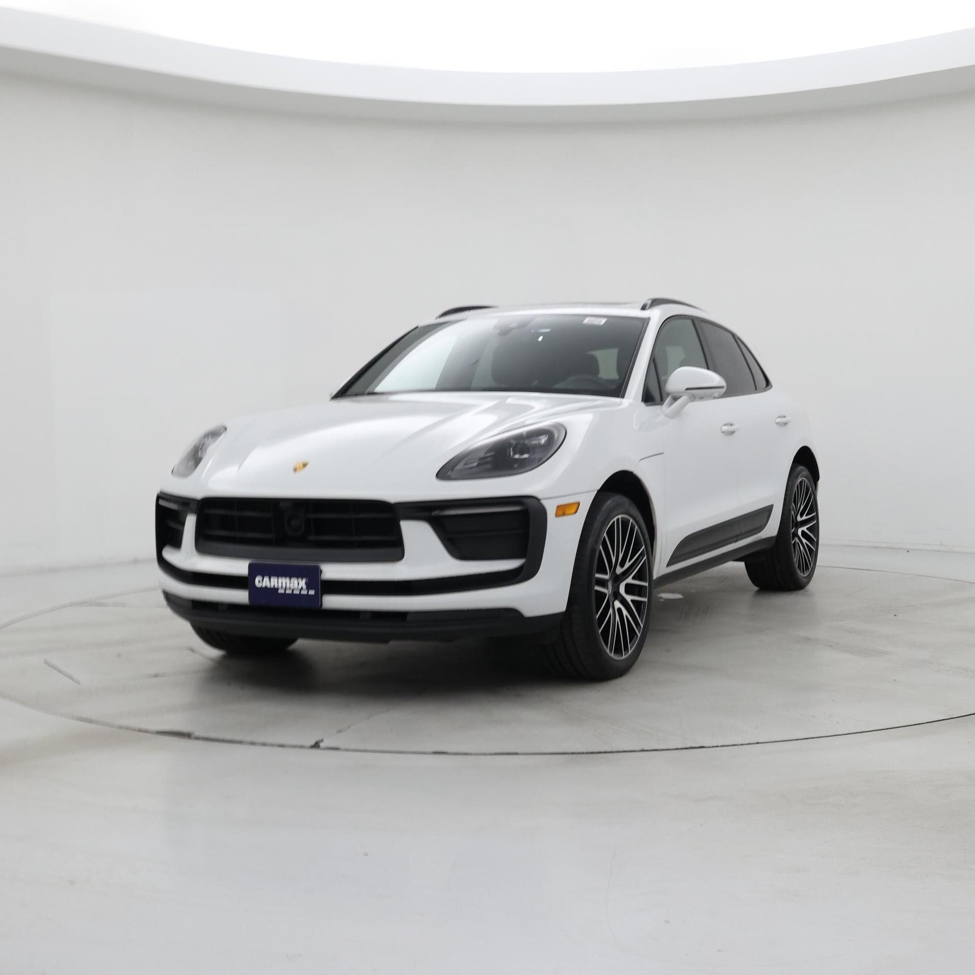 Thumbnail: 2022 Porsche Macan - 4