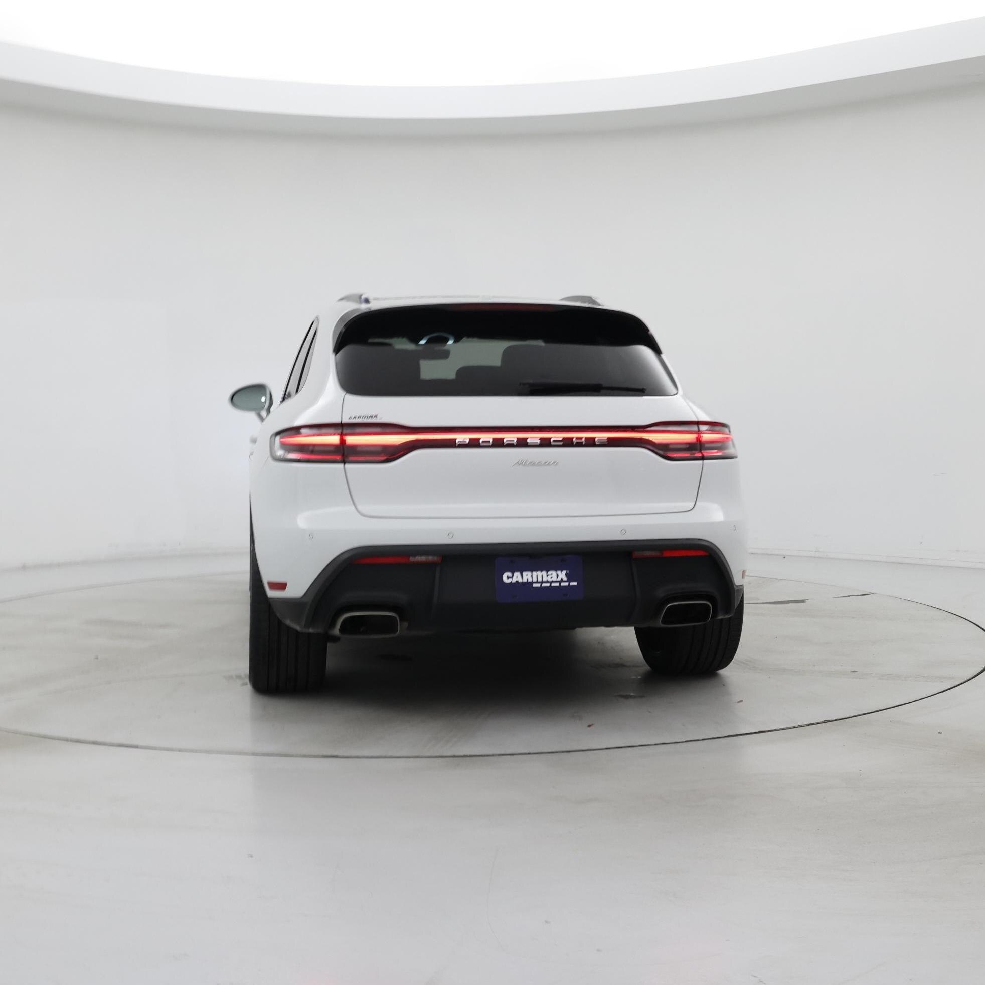 Thumbnail: 2022 Porsche Macan - 6