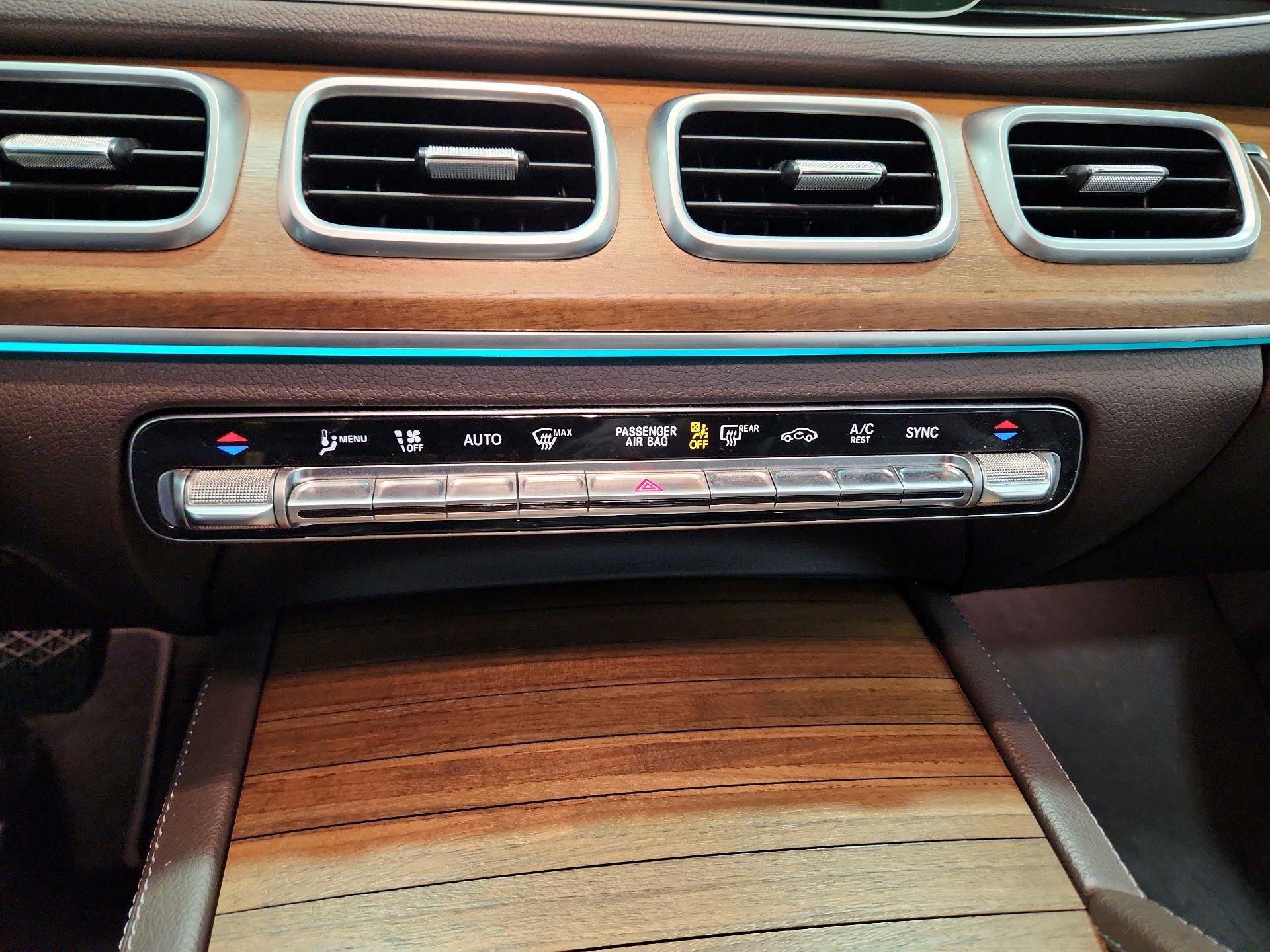 Thumbnail: 2022 Mercedes-Benz GLE - 17