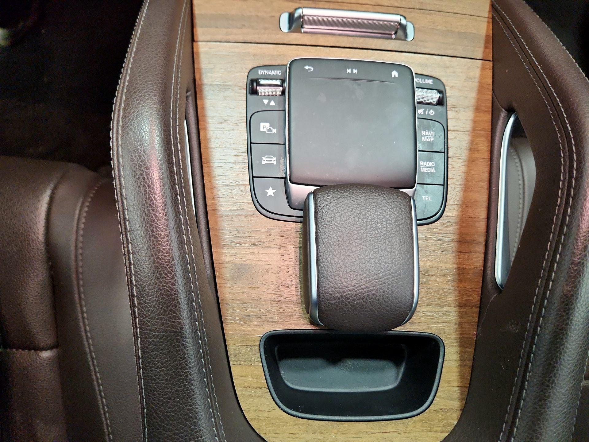 Thumbnail: 2022 Mercedes-Benz GLE - 18