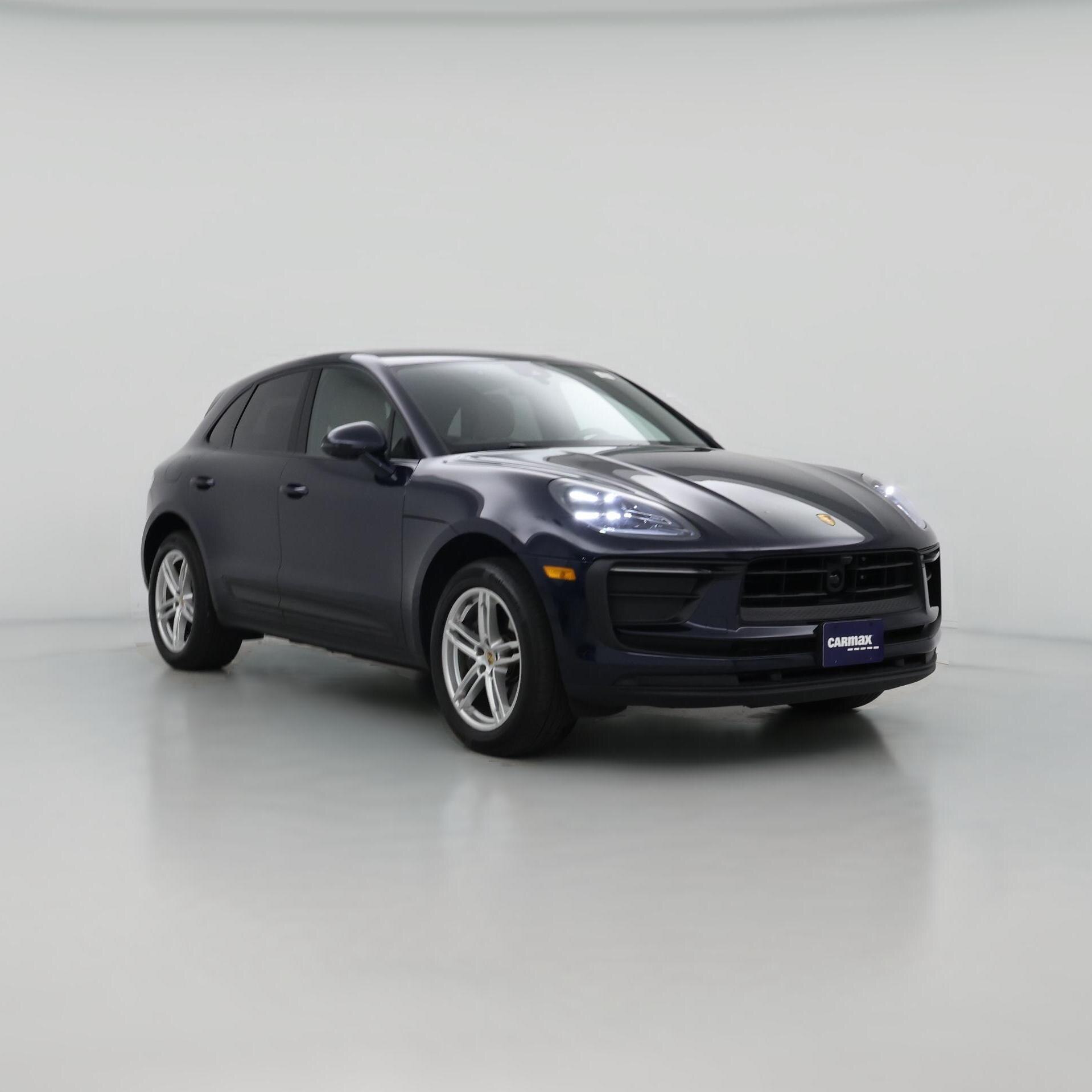 Thumbnail: 2023 Porsche Macan - 1