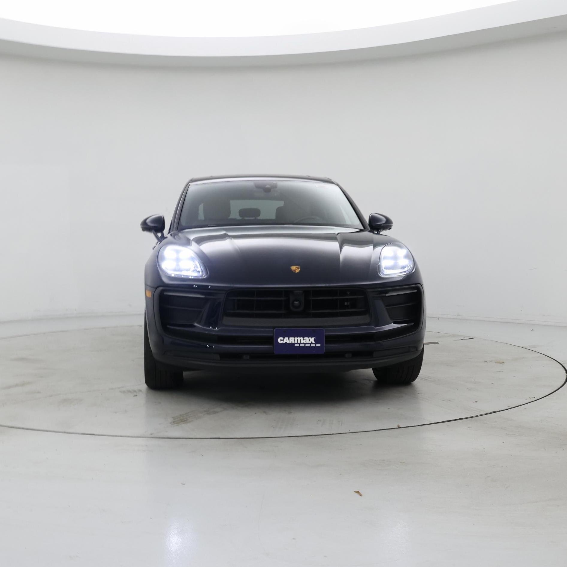 Thumbnail: 2023 Porsche Macan - 5