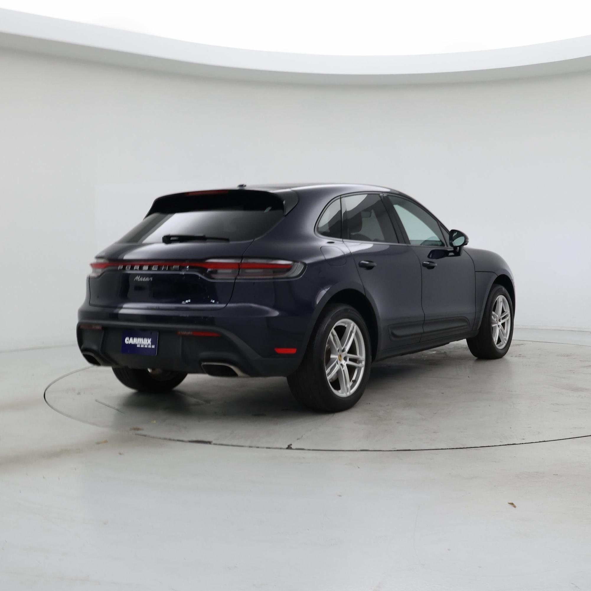 Thumbnail: 2023 Porsche Macan - 8
