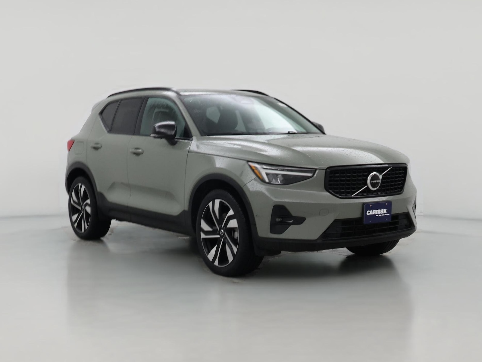 2023 Volvo XC40 Plus
