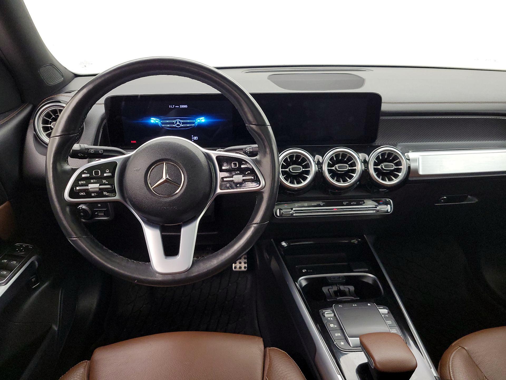 Thumbnail: 2022 Mercedes-Benz GLB - 10