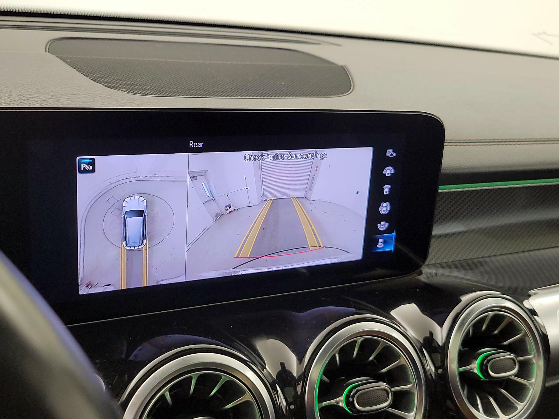 Thumbnail: 2022 Mercedes-Benz GLB - 14