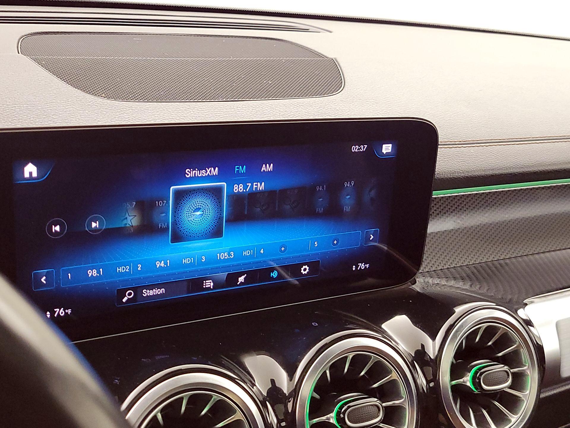 Thumbnail: 2022 Mercedes-Benz GLB - 15