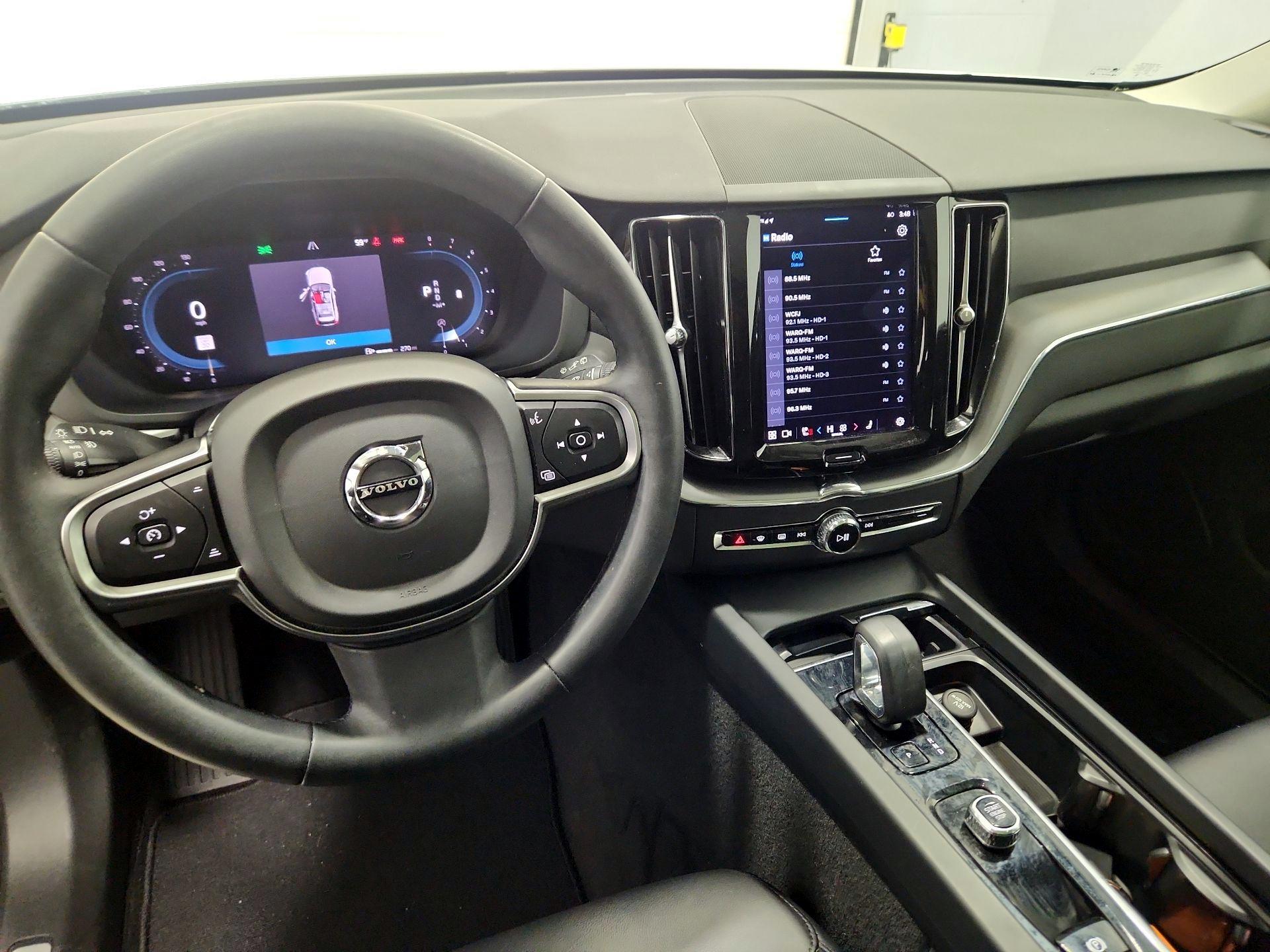 Thumbnail: 2023 Volvo XC60 - 9