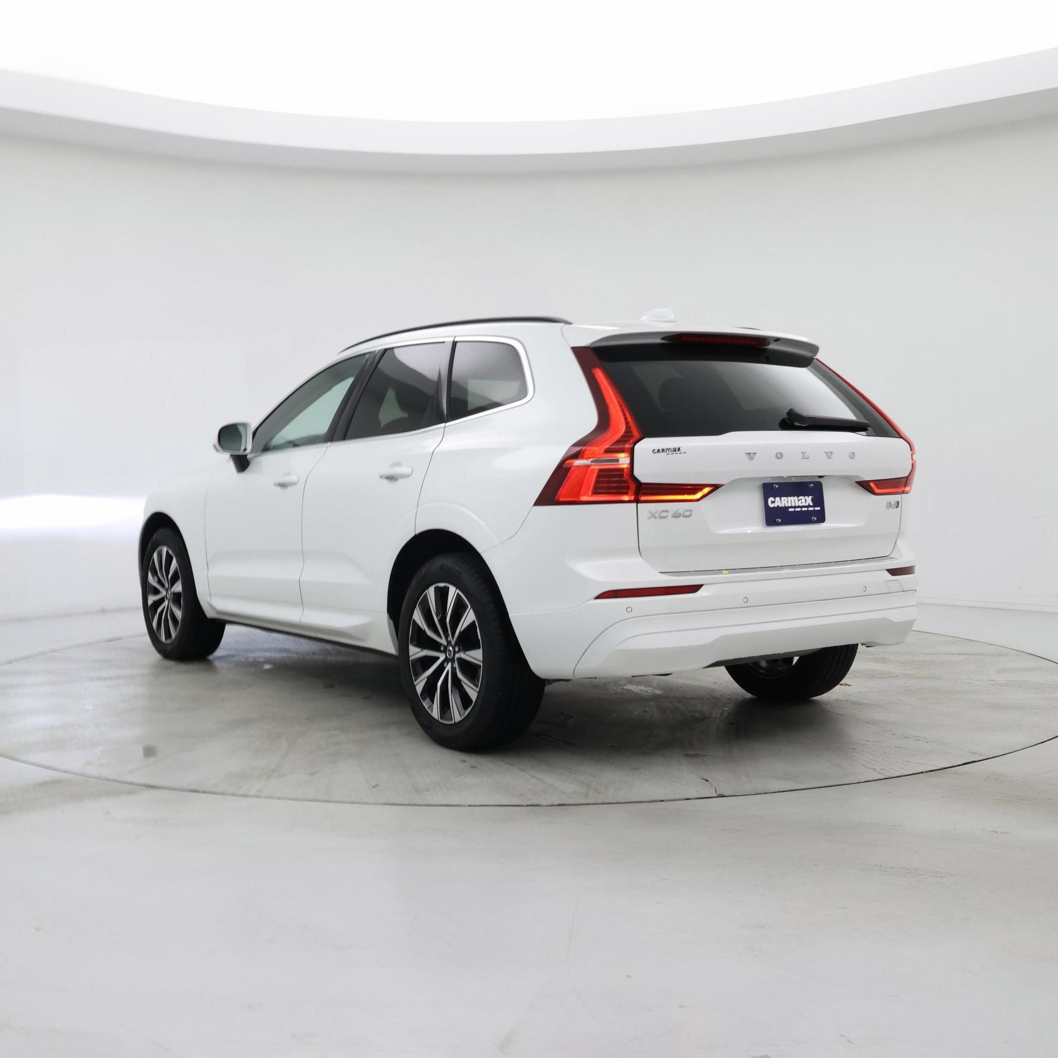 Thumbnail: 2023 Volvo XC60 - 2