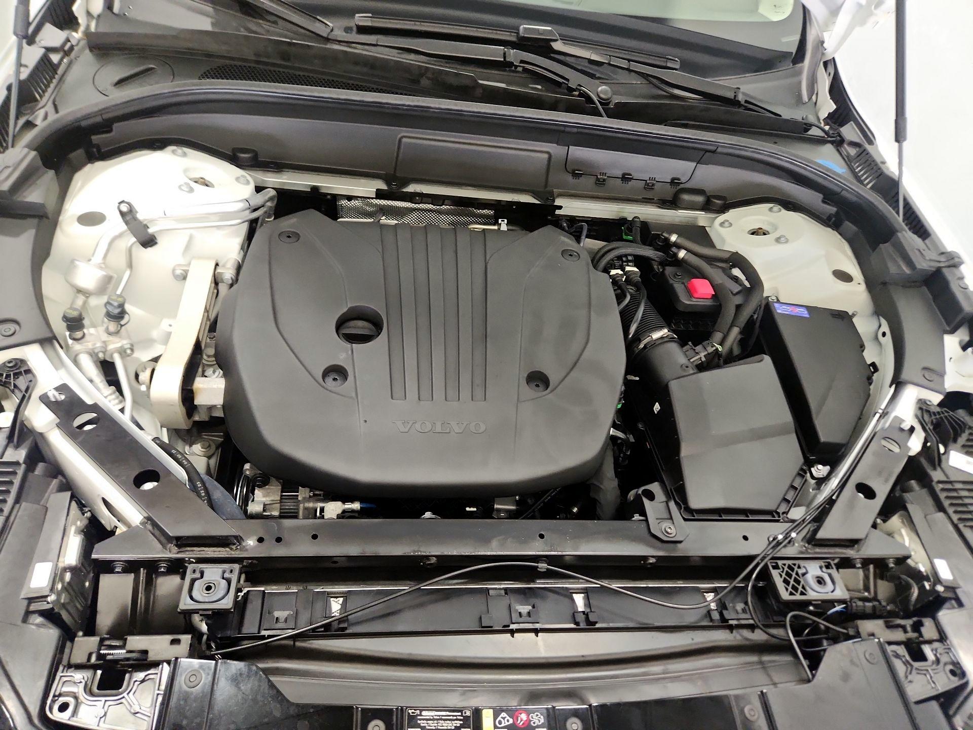 Thumbnail: 2023 Volvo XC60 - 19