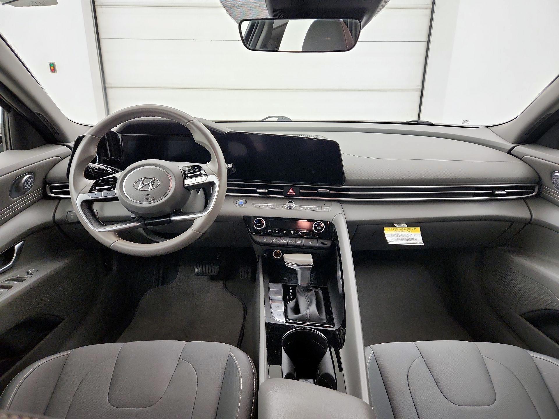 Thumbnail: 2023 Hyundai Elantra - 9