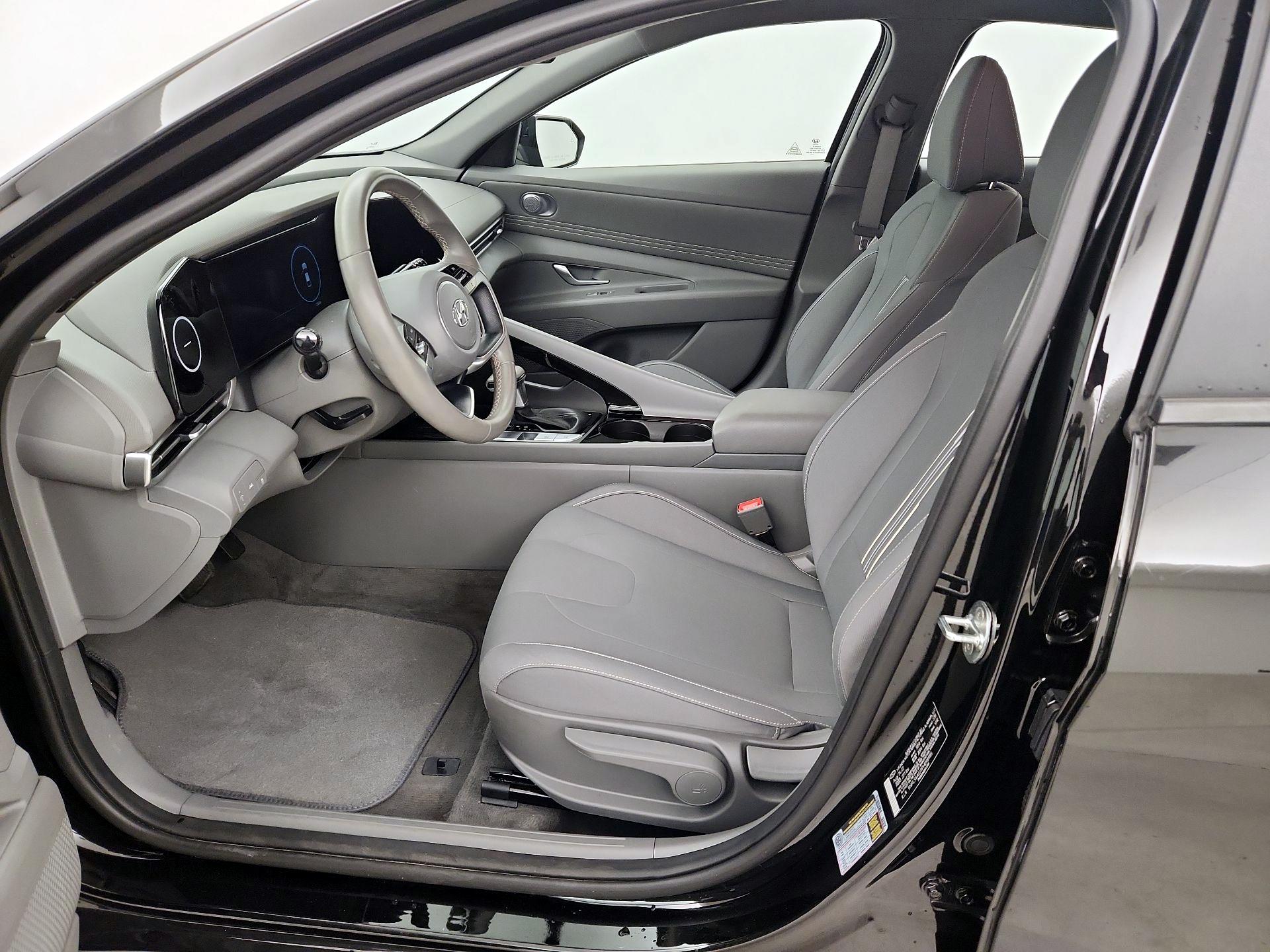 Thumbnail: 2023 Hyundai Elantra - 11