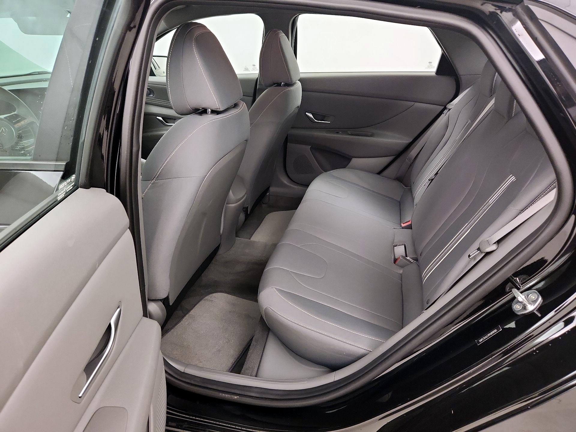 Thumbnail: 2023 Hyundai Elantra - 20