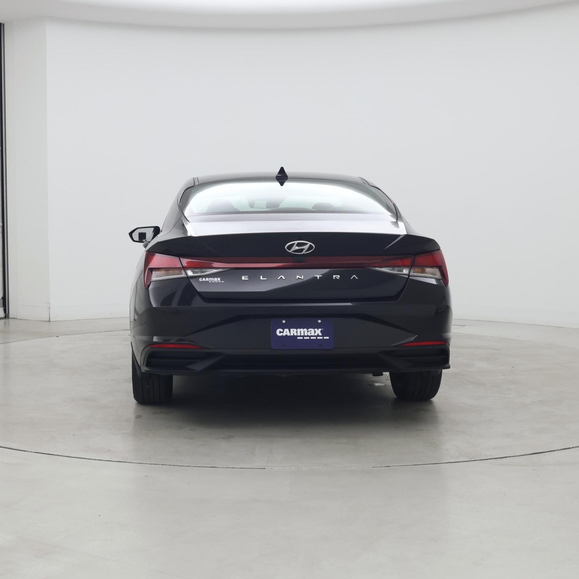 Thumbnail: 2023 Hyundai Elantra - 6