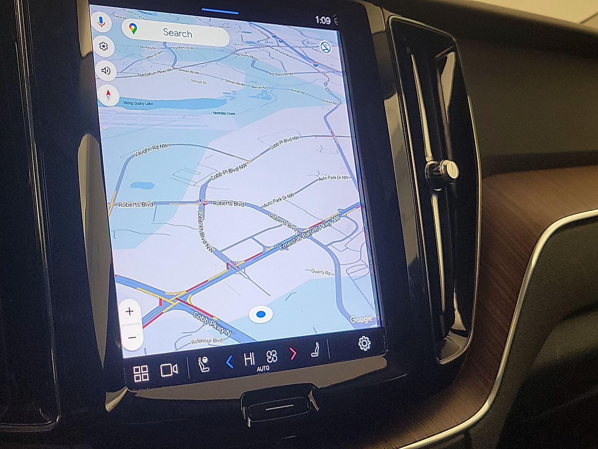 Thumbnail: 2023 Volvo XC60 - 14