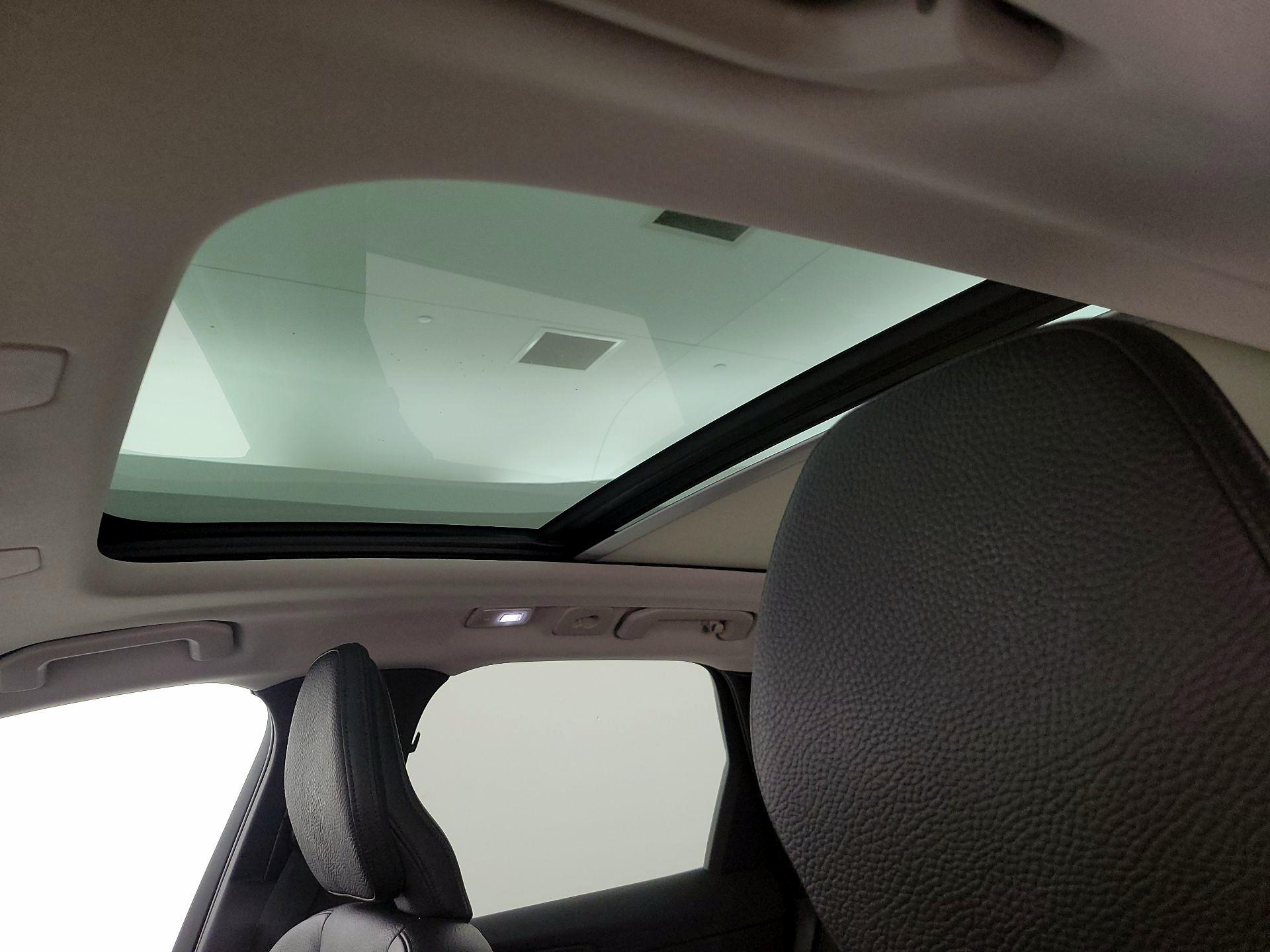 Thumbnail: 2023 Volvo XC60 - 20