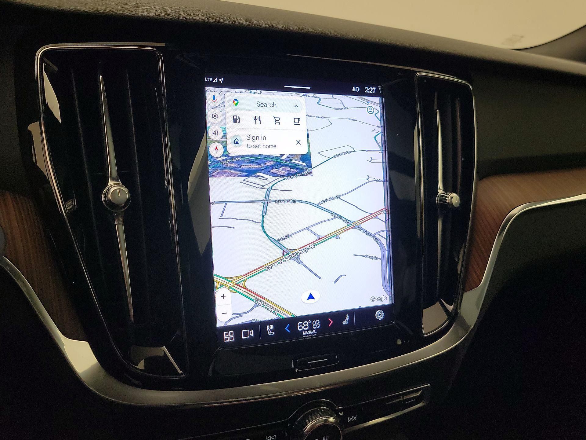 Thumbnail: 2023 Volvo S60 - 14