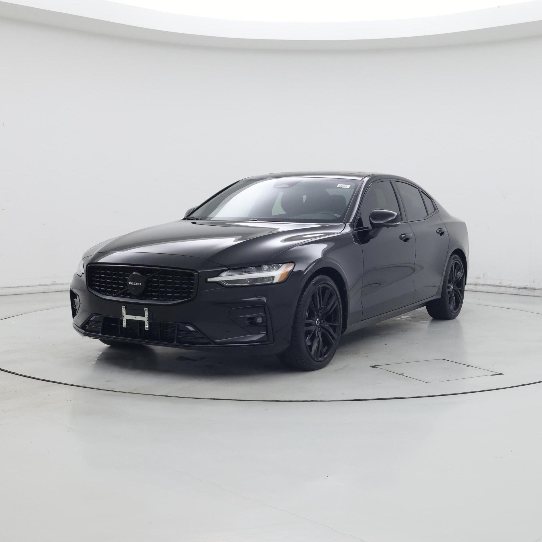 Thumbnail: 2023 Volvo S60 - 4