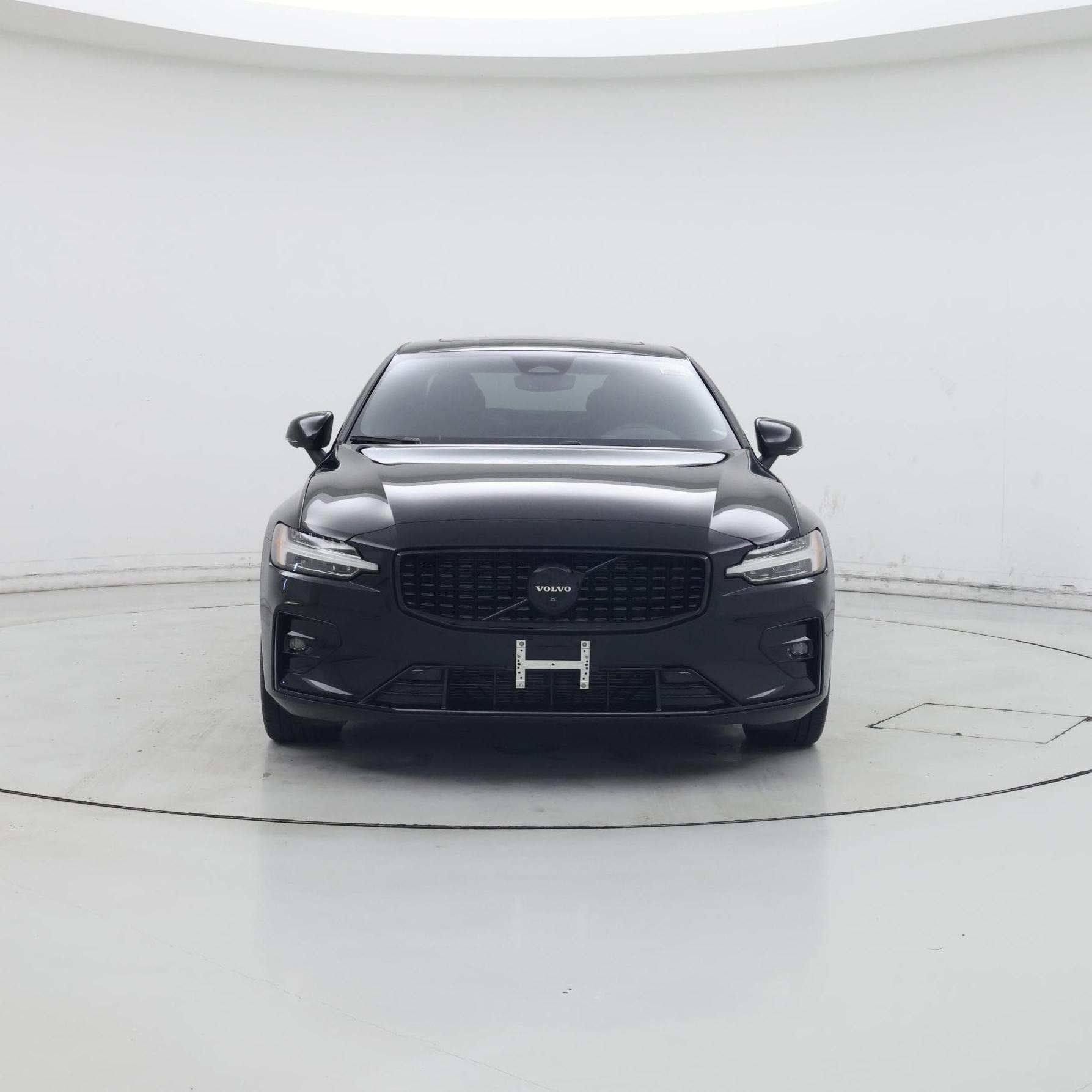 Thumbnail: 2023 Volvo S60 - 5