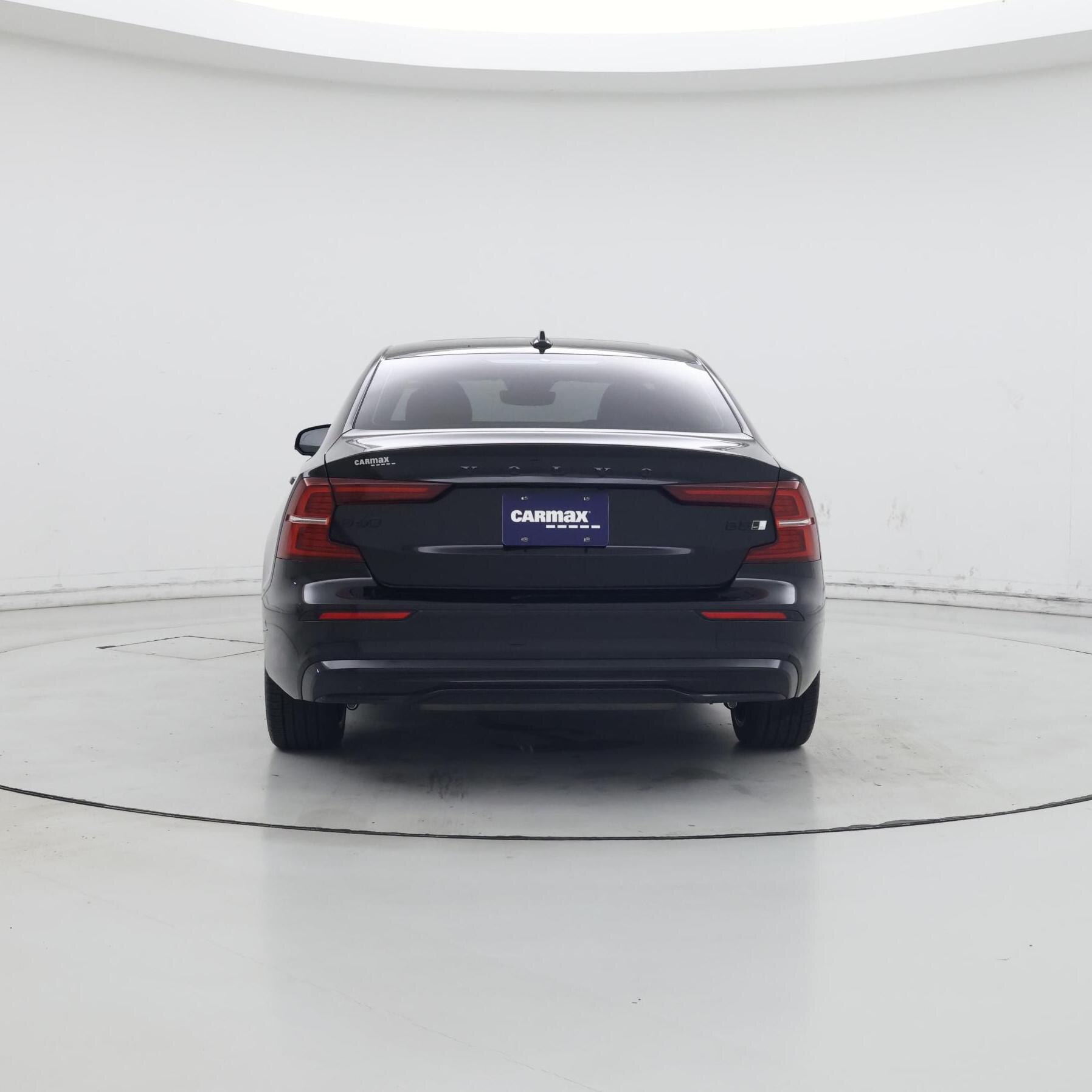 Thumbnail: 2023 Volvo S60 - 6