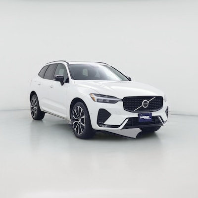 2023 Volvo XC60 B5 Plus Dark Theme