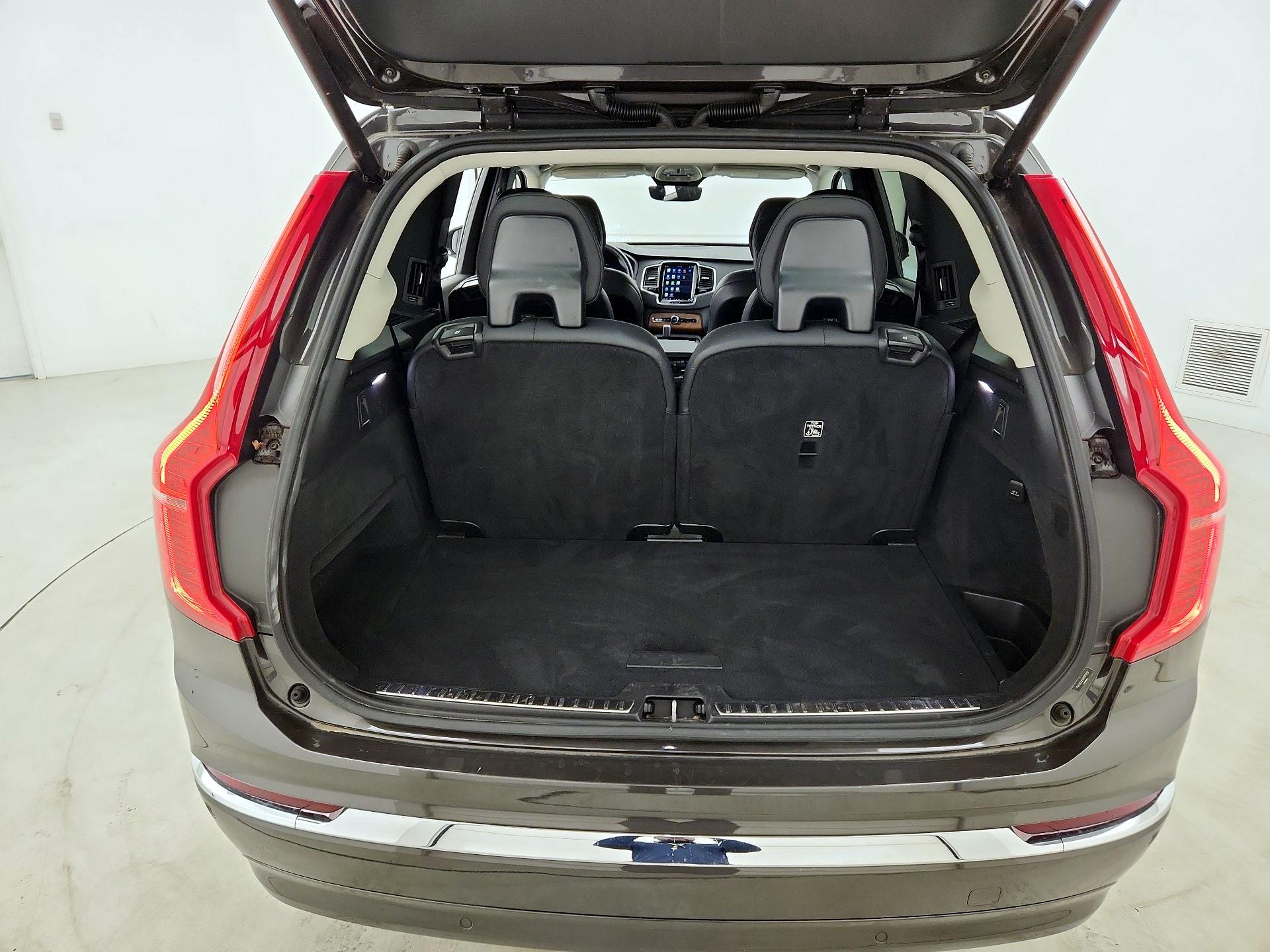 Thumbnail: 2024 Volvo XC90 - 20