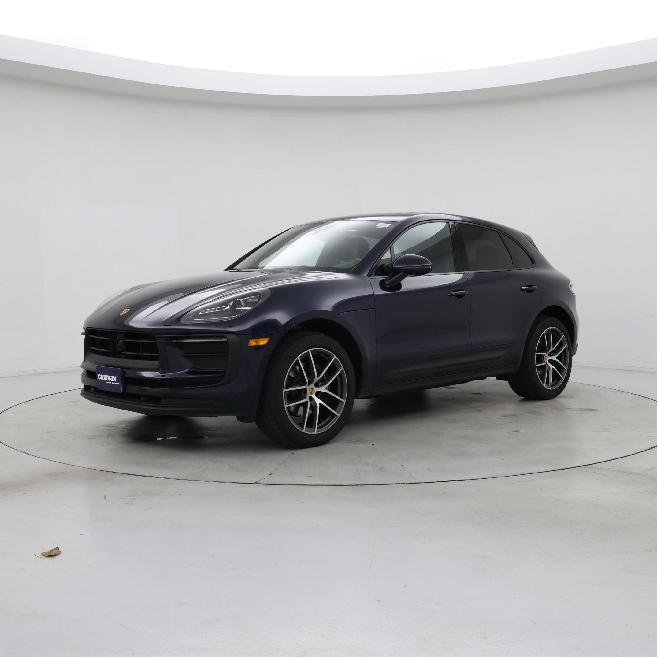 Thumbnail: 2023 Porsche Macan - 7