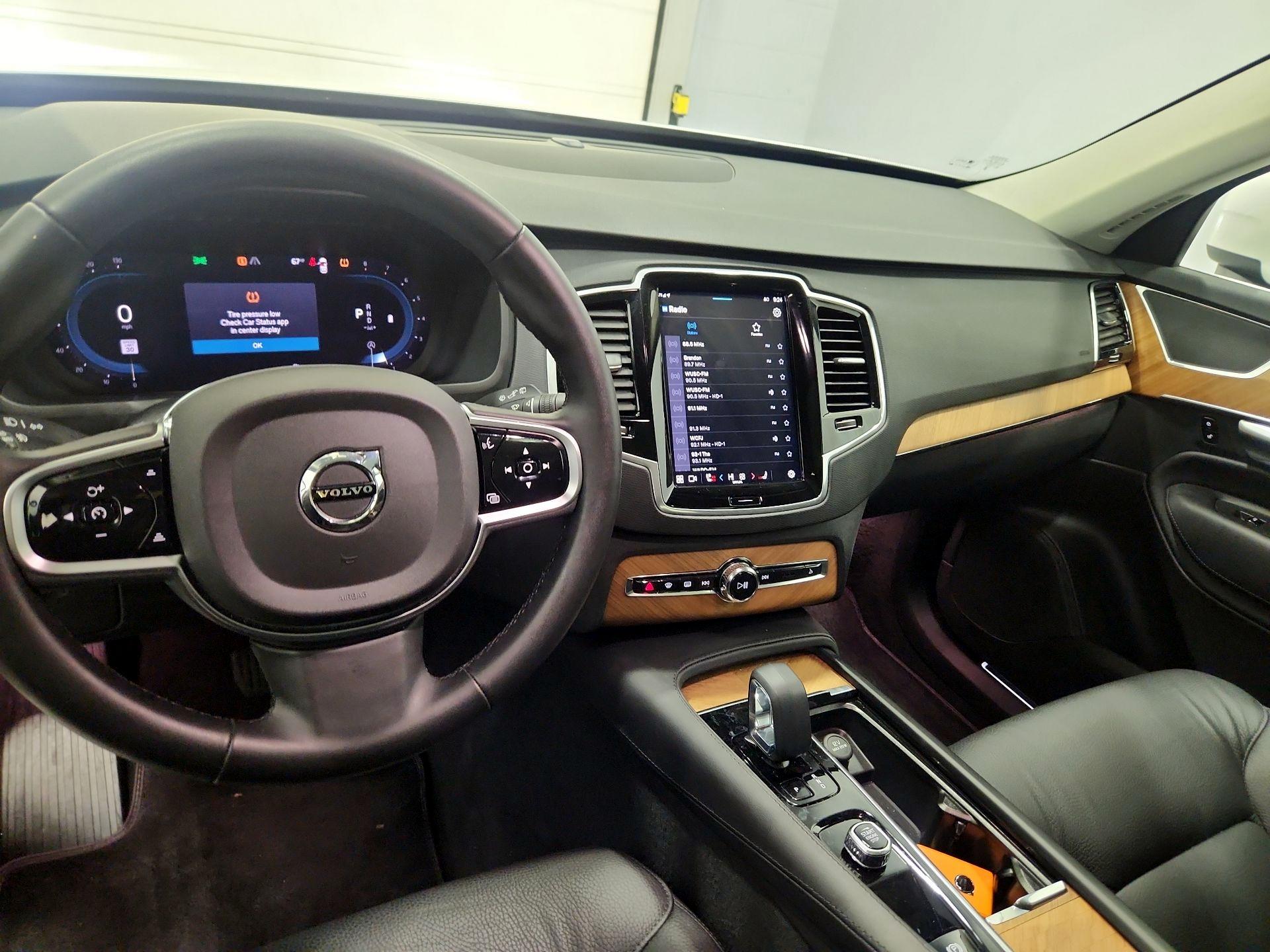 Thumbnail: 2025 Volvo XC90 - 9