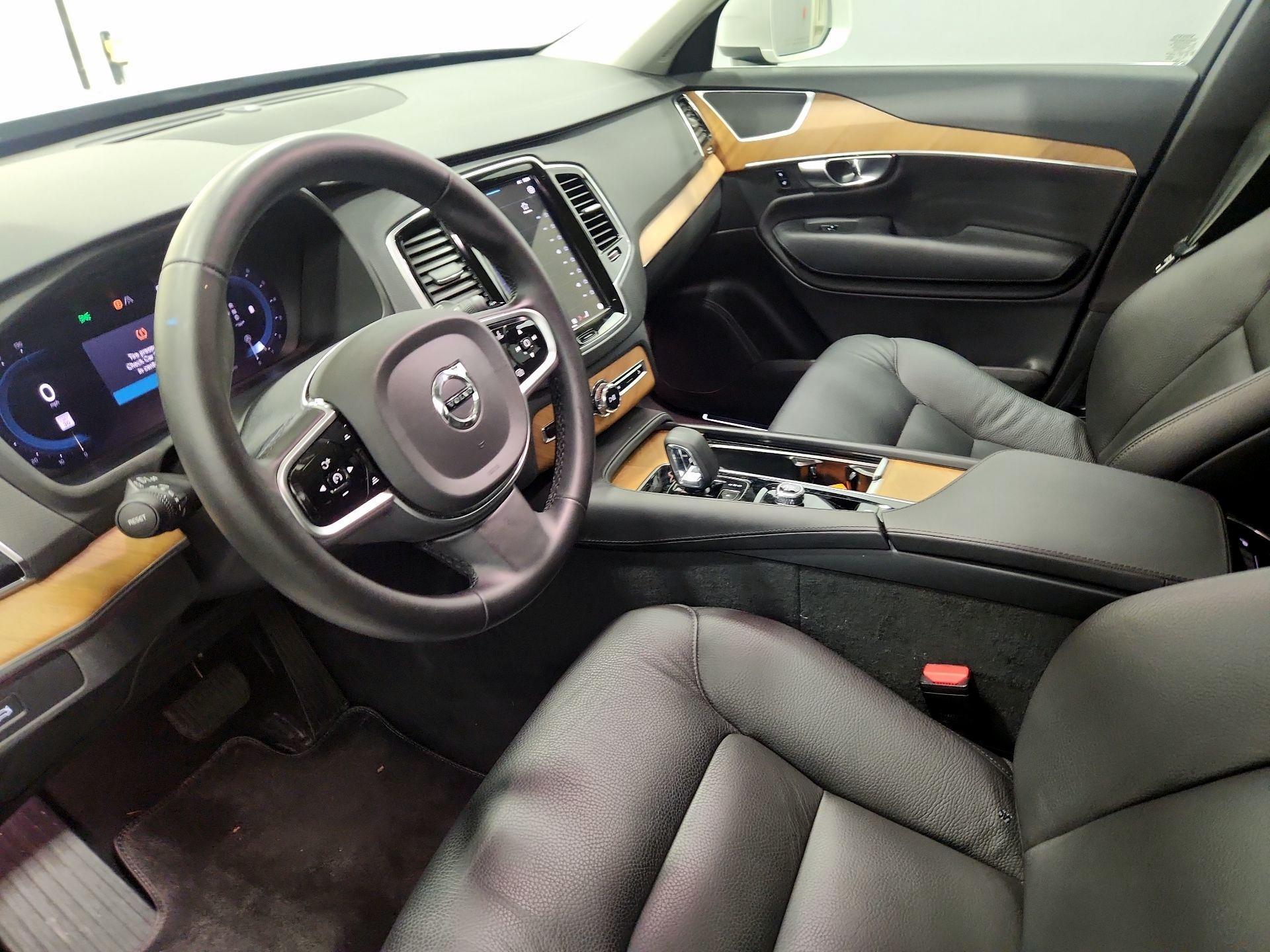 Thumbnail: 2025 Volvo XC90 - 11