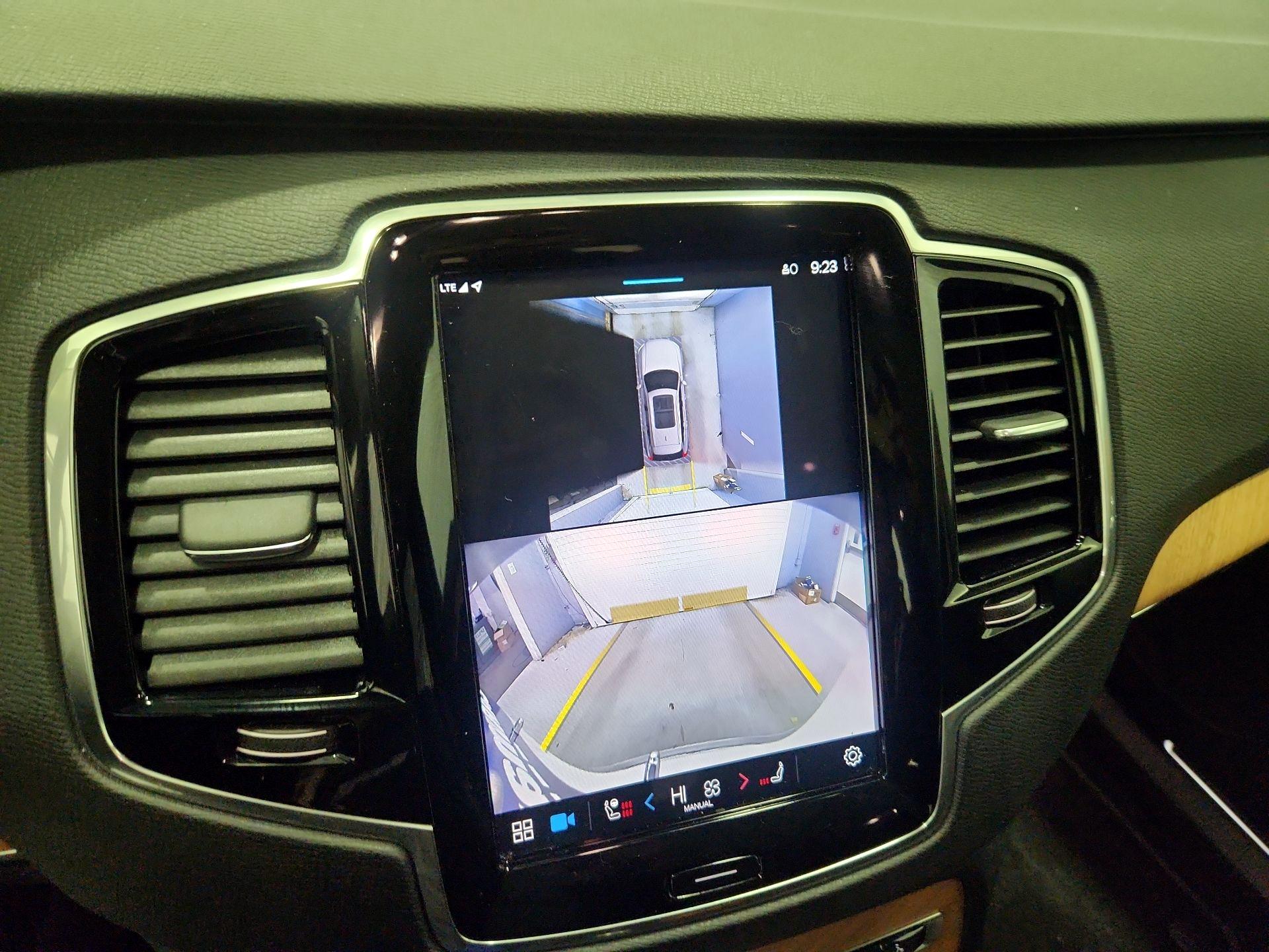 Thumbnail: 2025 Volvo XC90 - 14