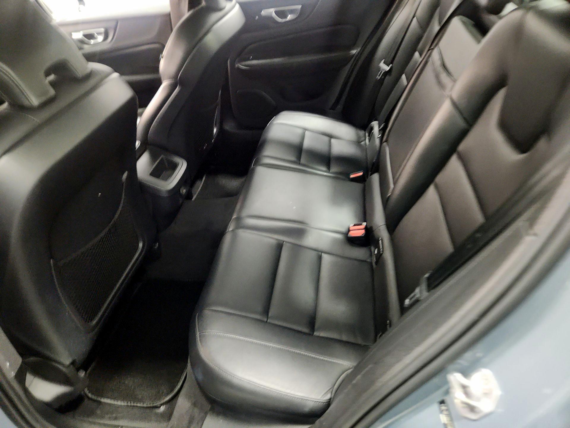 Thumbnail: 2022 Volvo S60 - 19