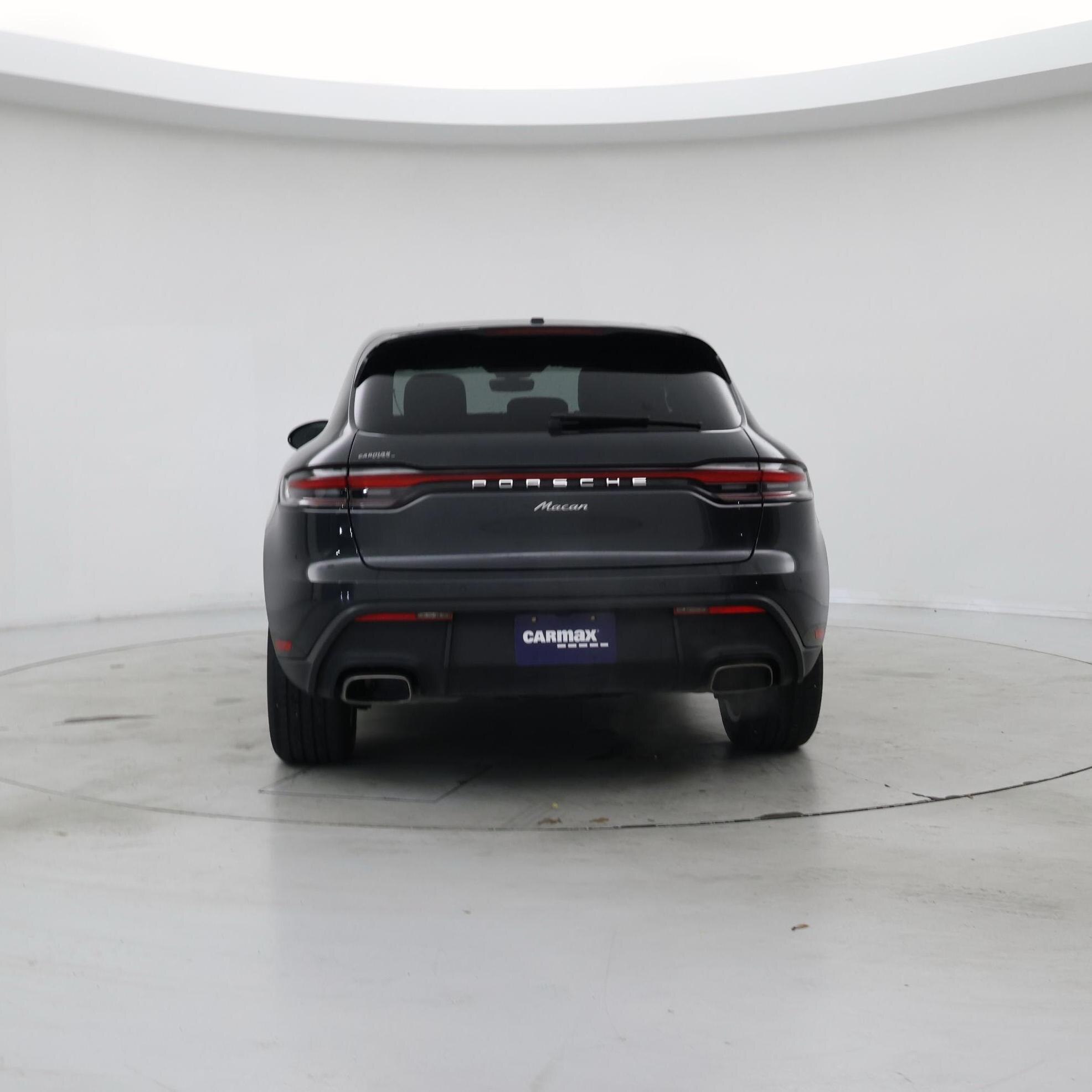 Thumbnail: 2023 Porsche Macan - 6