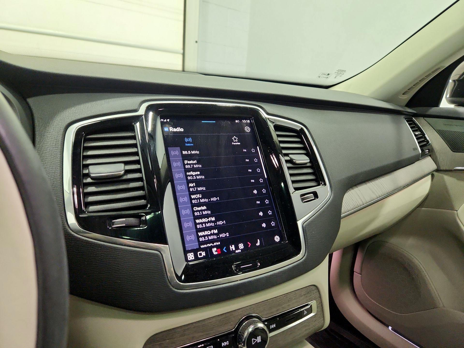 Thumbnail: 2023 Volvo XC90 - 16