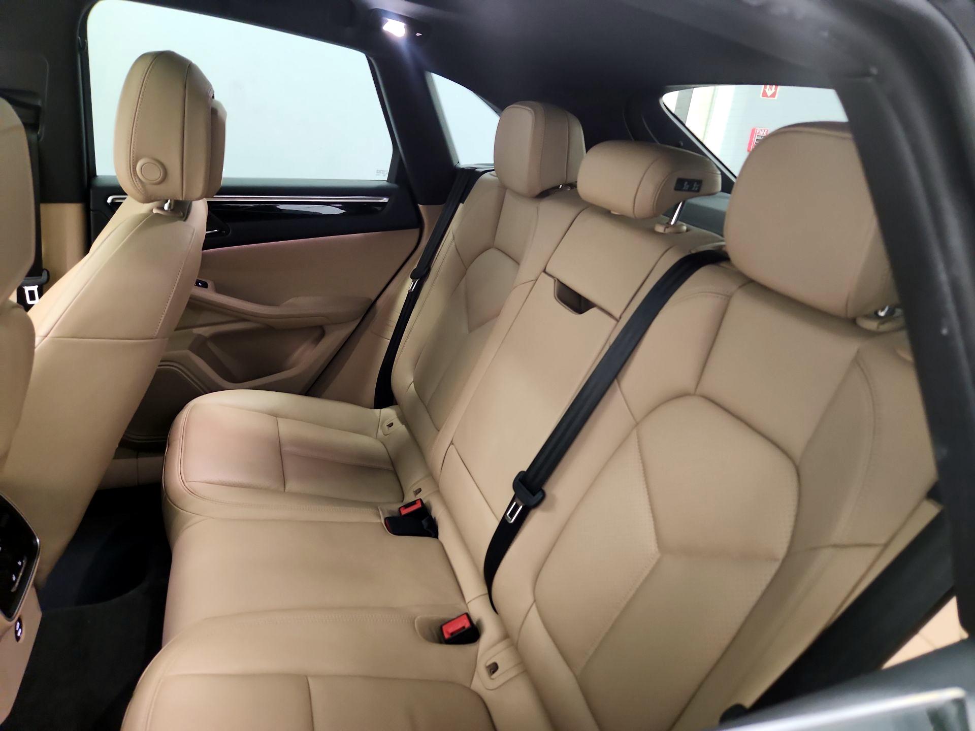 Thumbnail: 2022 Porsche Macan - 19