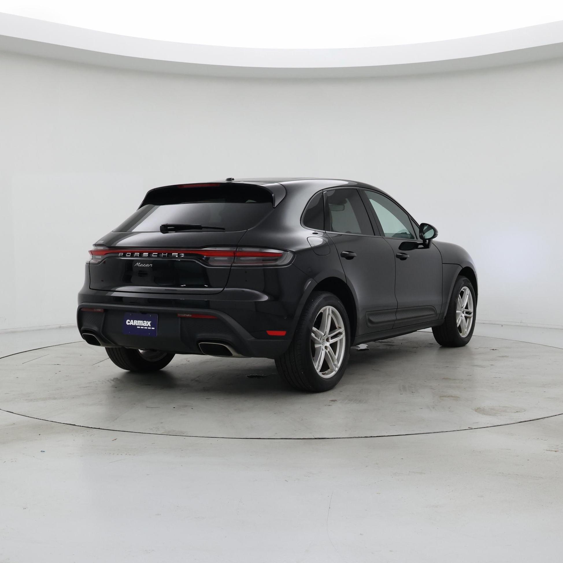 Thumbnail: 2022 Porsche Macan - 8