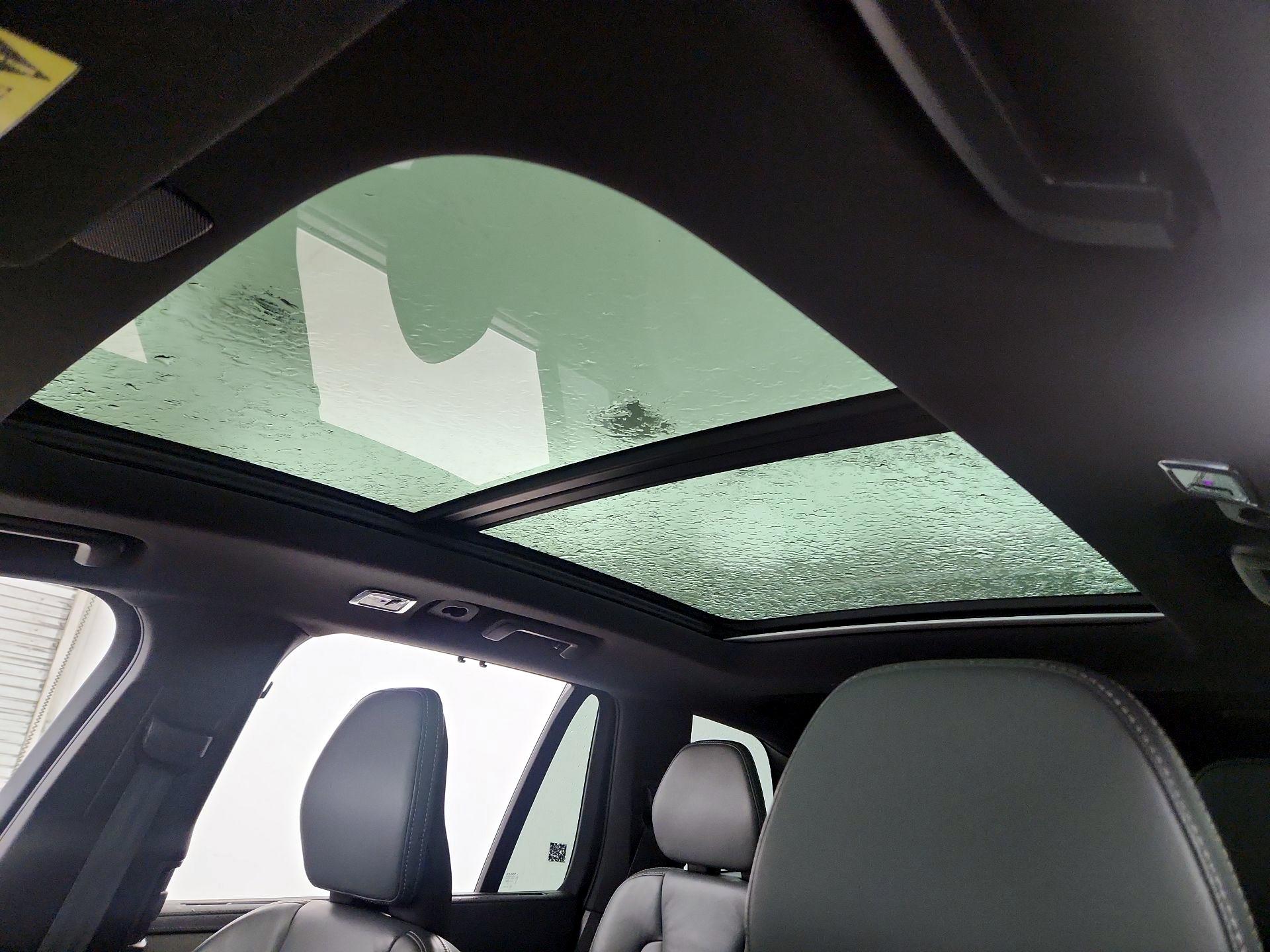 Thumbnail: 2022 Volvo XC90 - 20