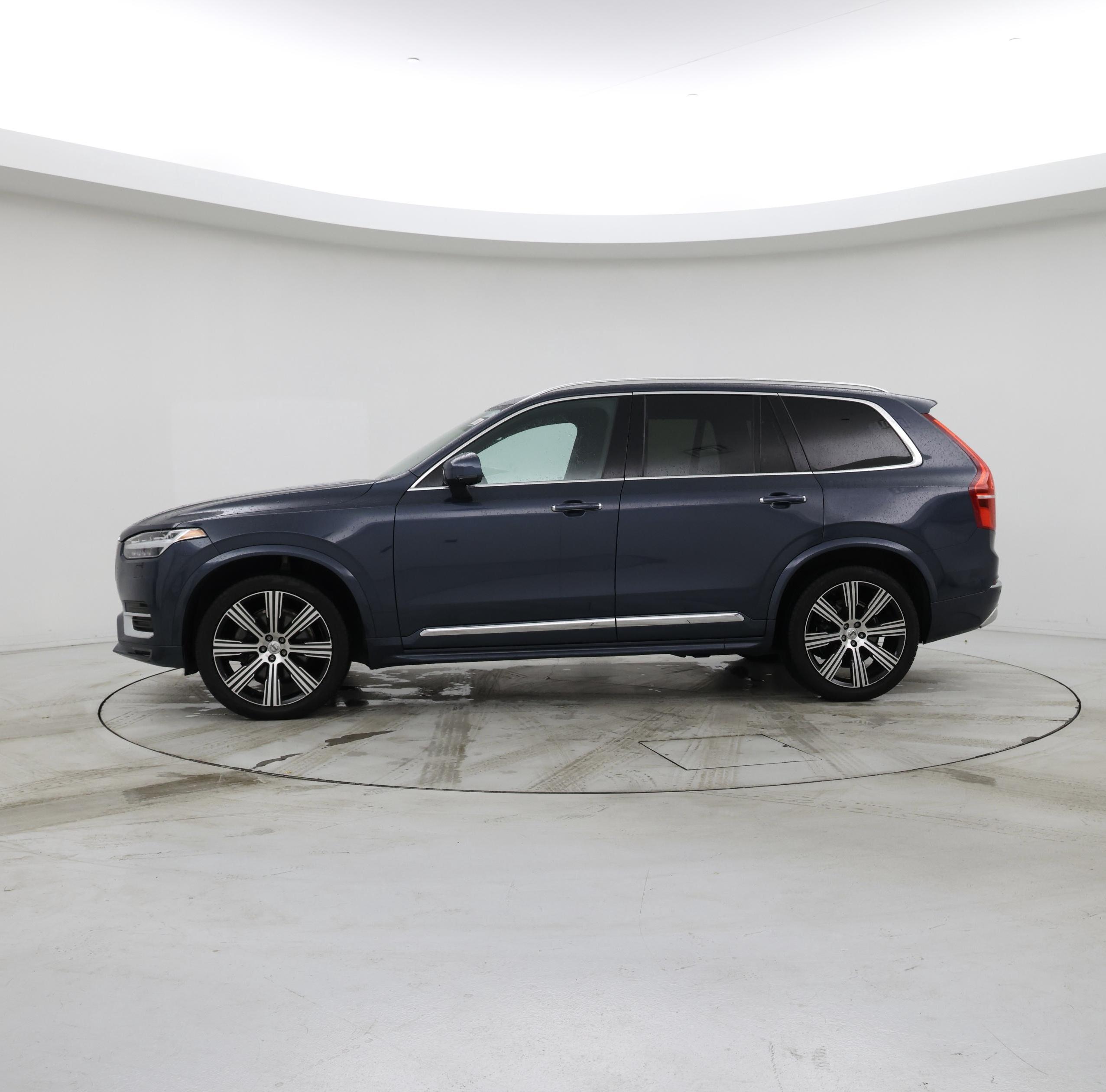 Thumbnail: 2022 Volvo XC90 - 3
