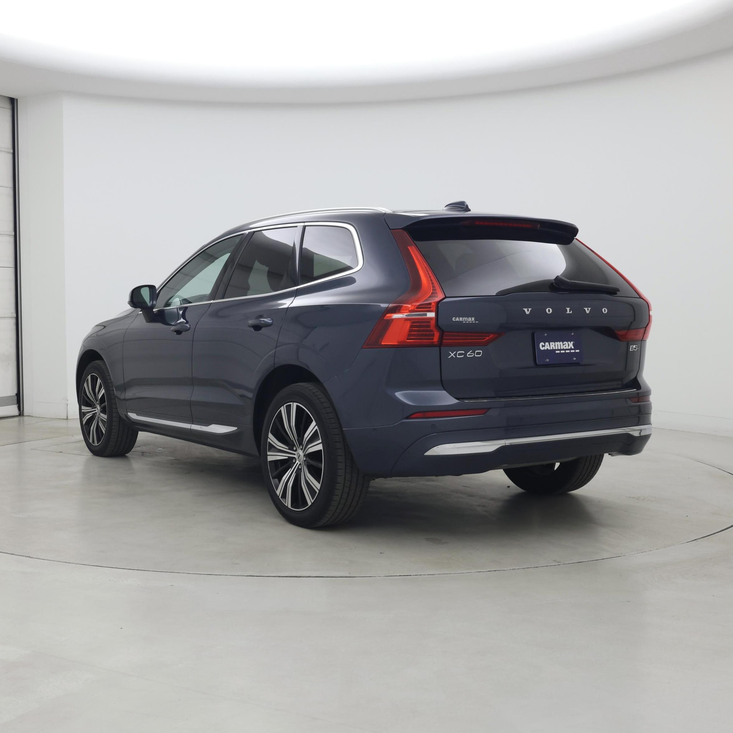 Thumbnail: 2023 Volvo XC60 - 2