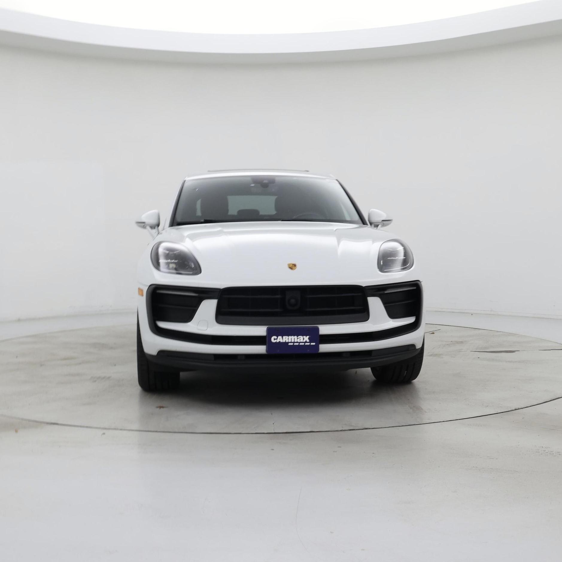 Thumbnail: 2023 Porsche Macan - 5