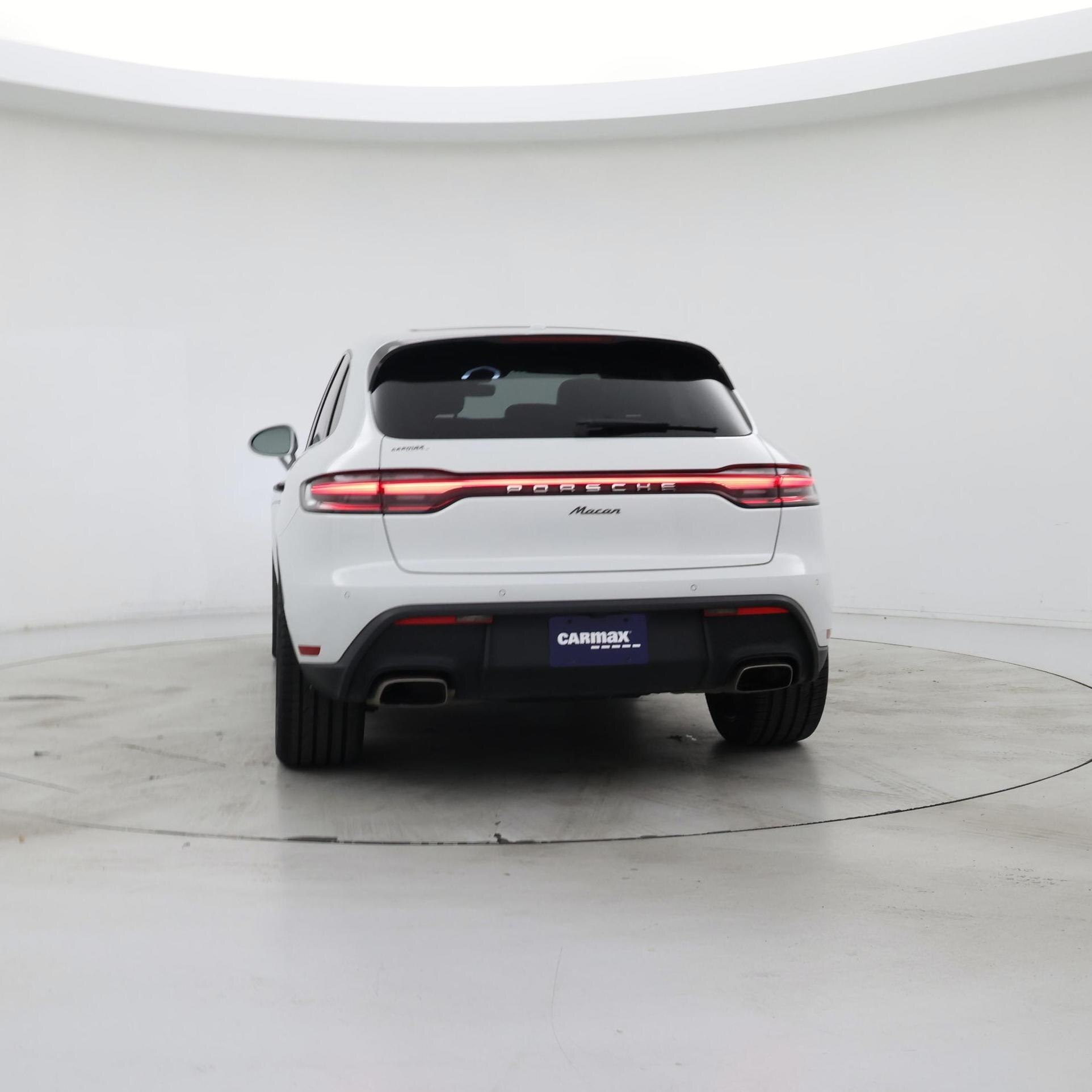 Thumbnail: 2023 Porsche Macan - 6